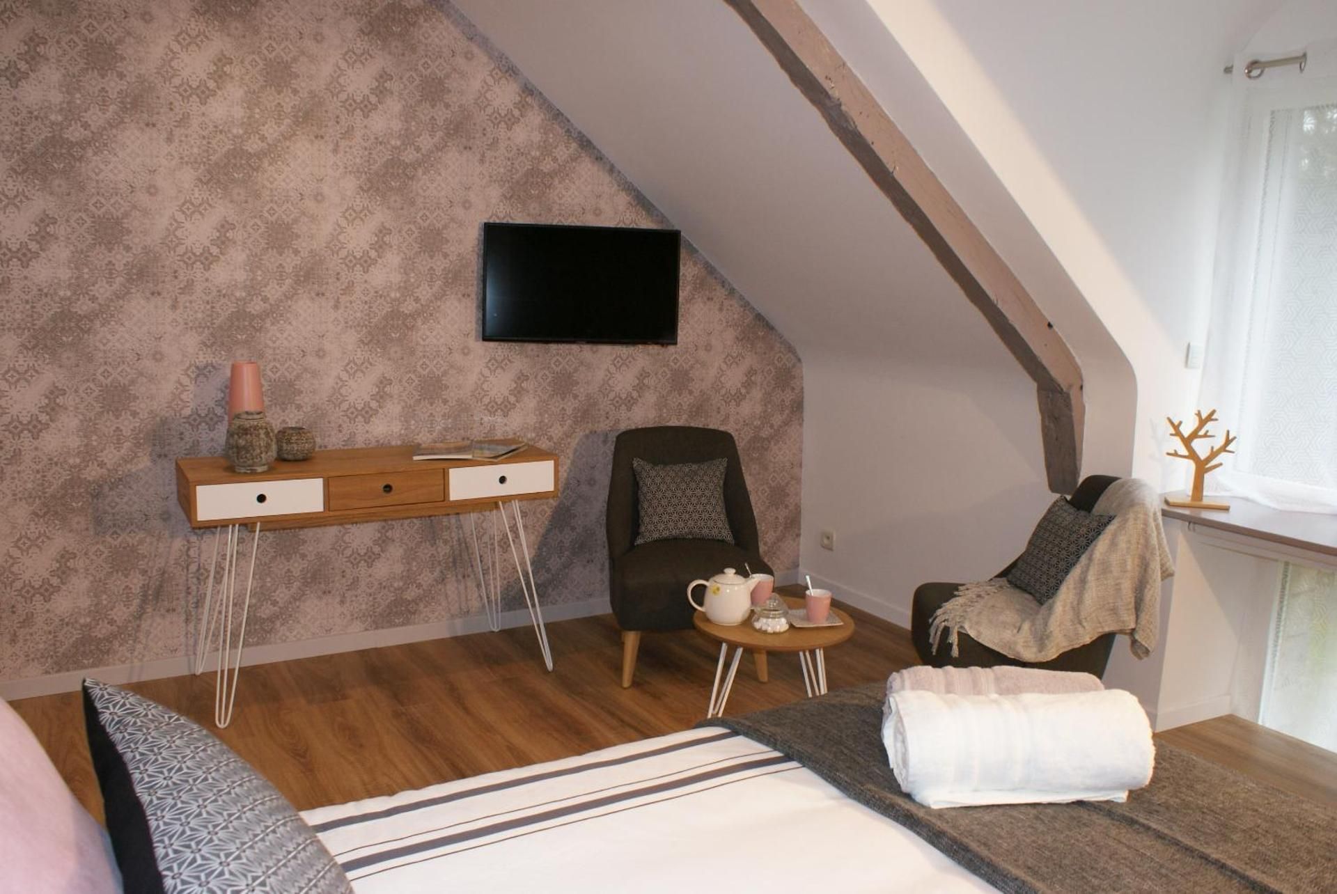 Double Room with Private Bathroom