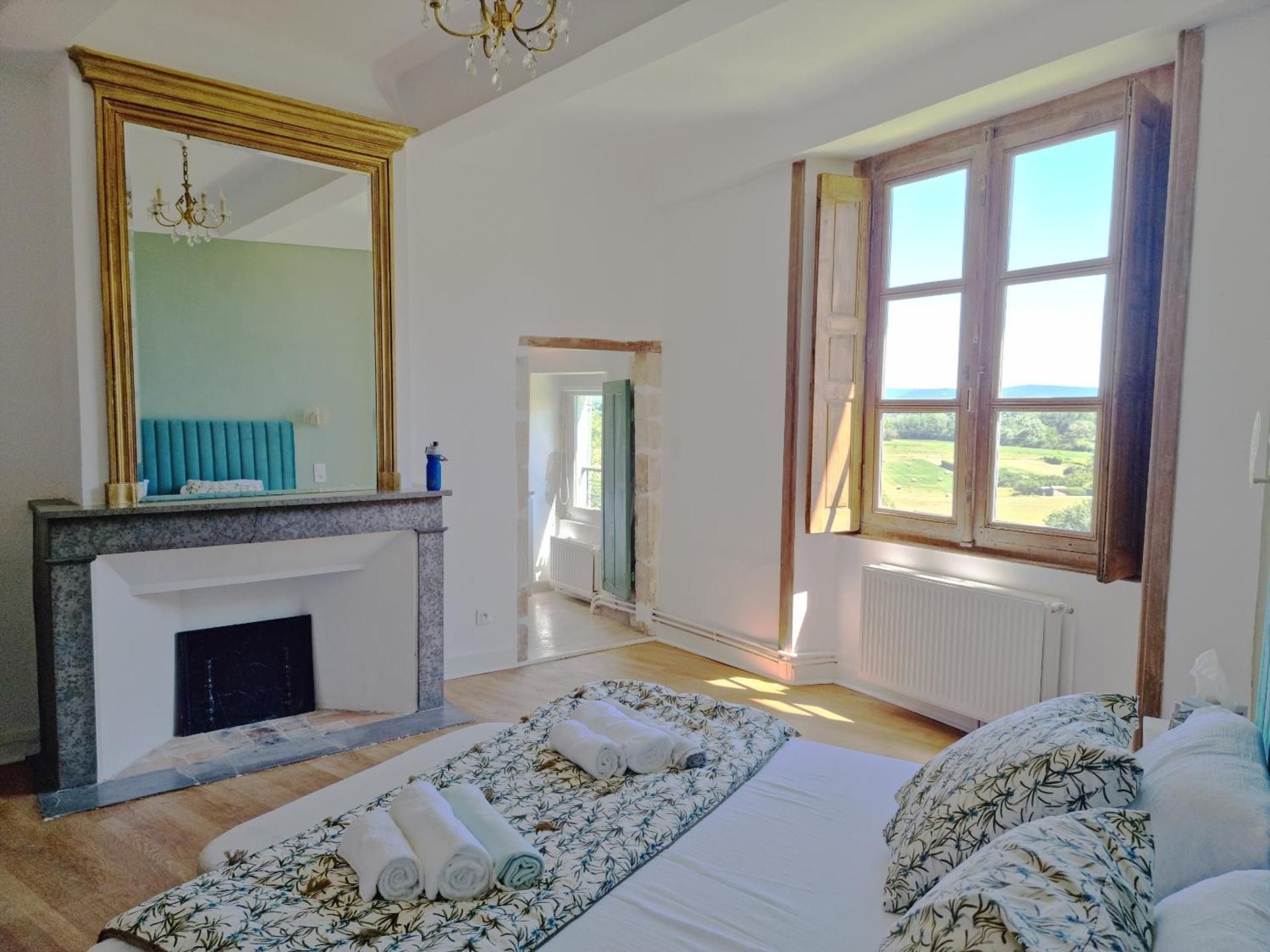 Twin Room with Bath