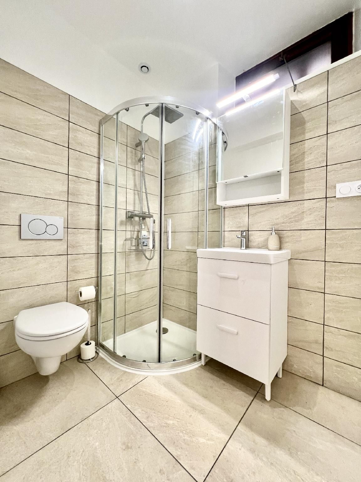 Phoebus 2-Appartement-Salle de bain et douche-Standard-Pas de vue