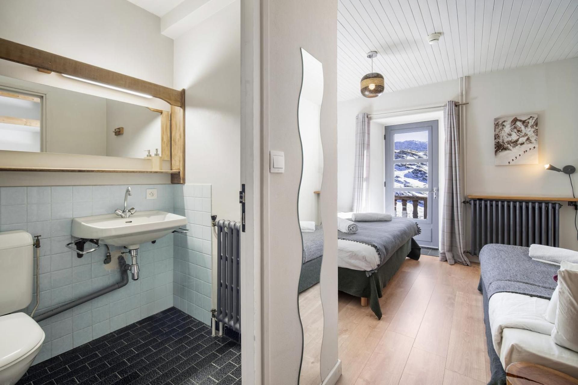 Triple Room with Mountain View