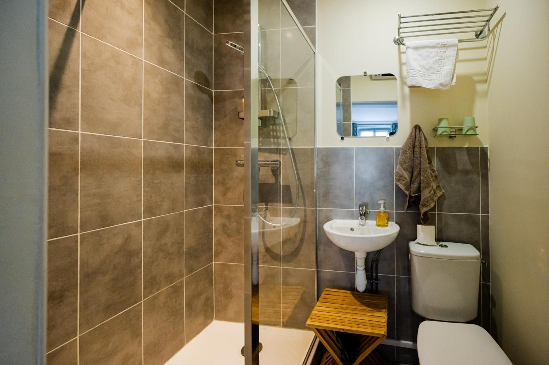 Comfort Triple Room with Shower