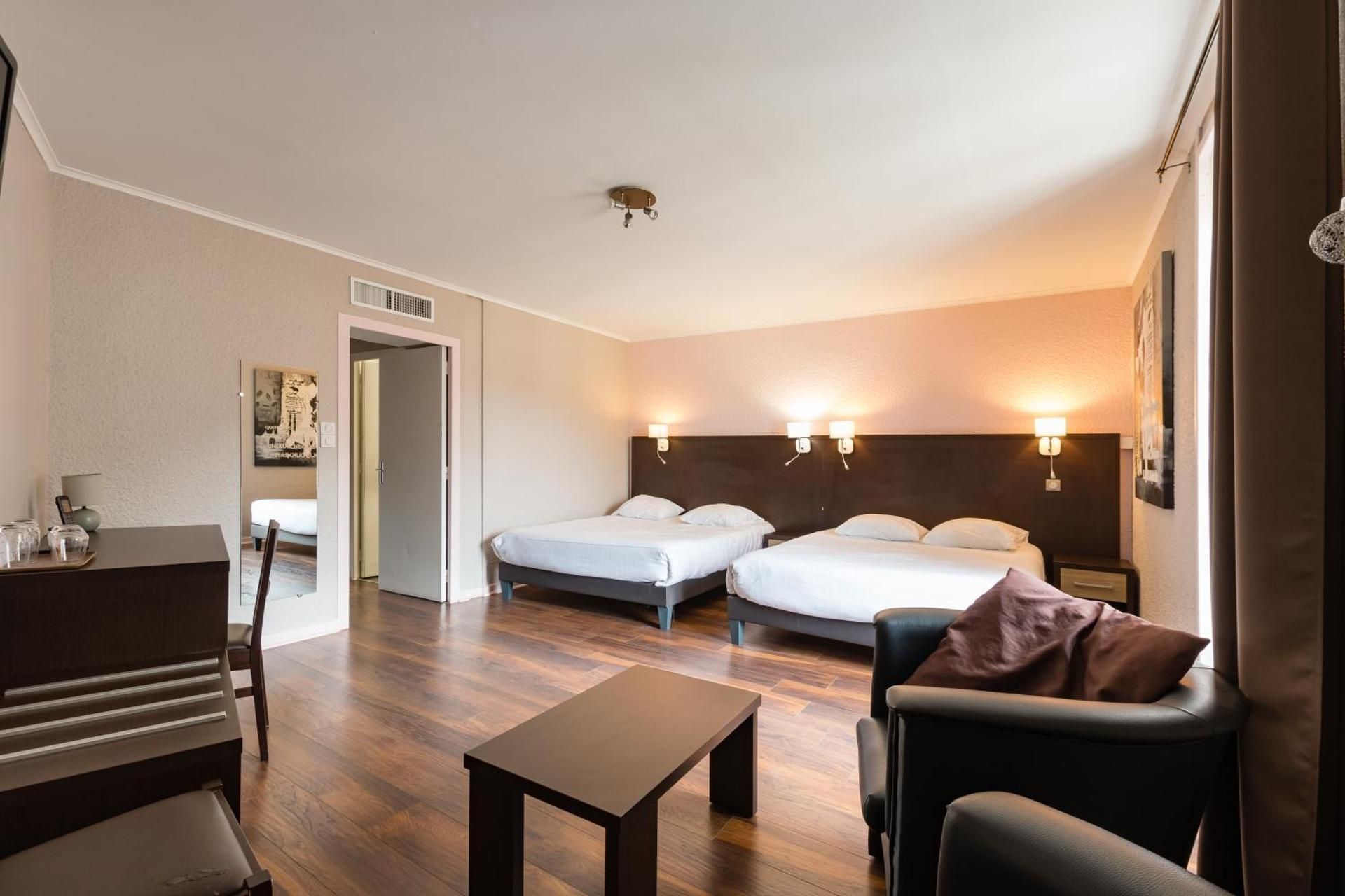 Standard Quadruple Room