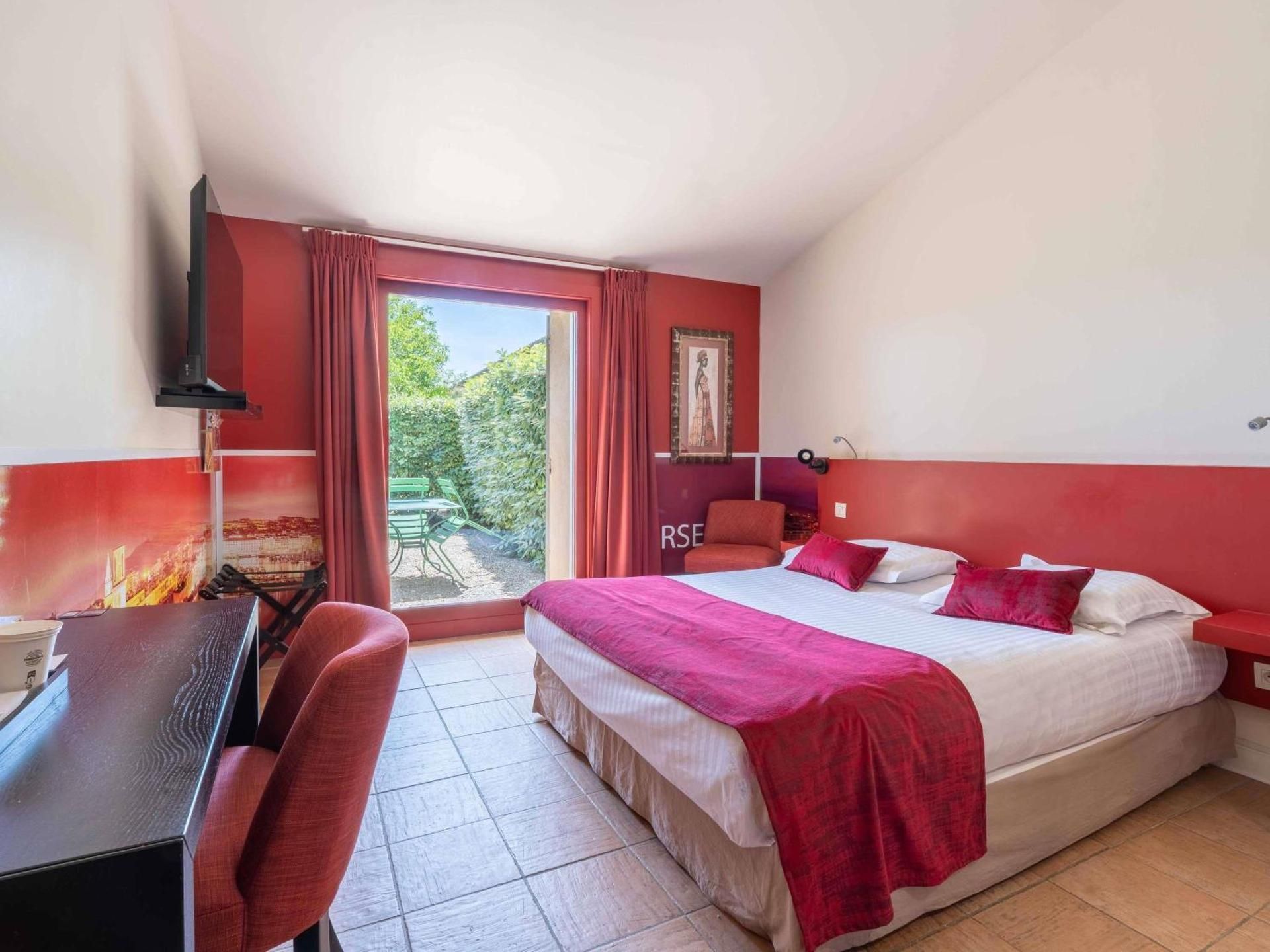 Classic Double Room - Garden Side