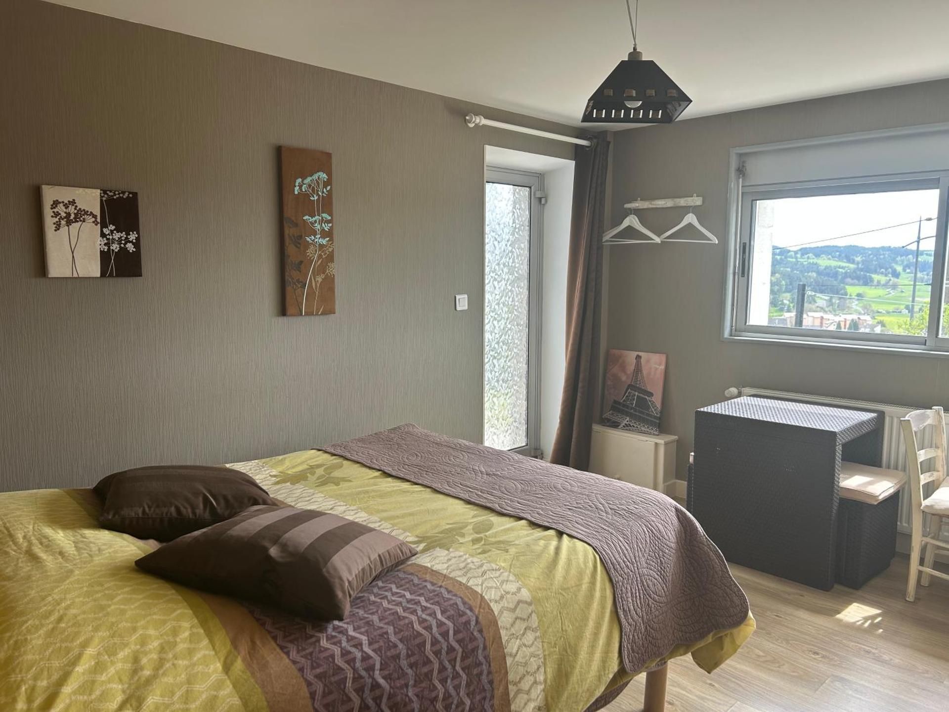 Large Double Room
