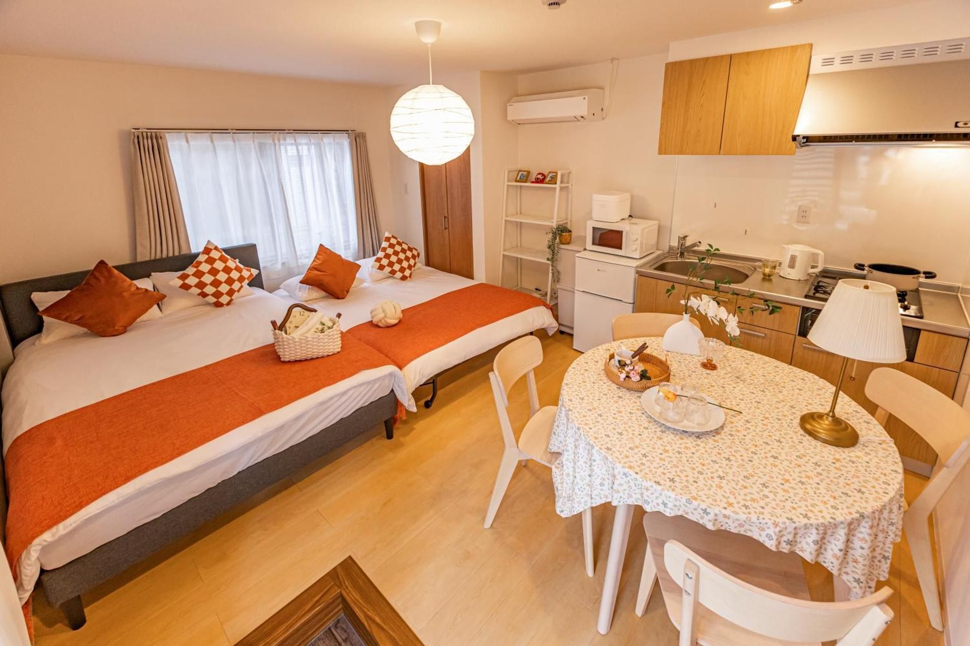 One-Bedroom Apartment with View