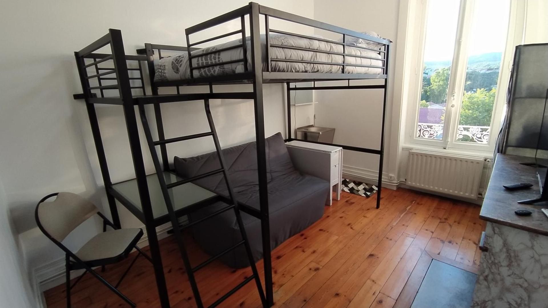 Economy Quadruple Room