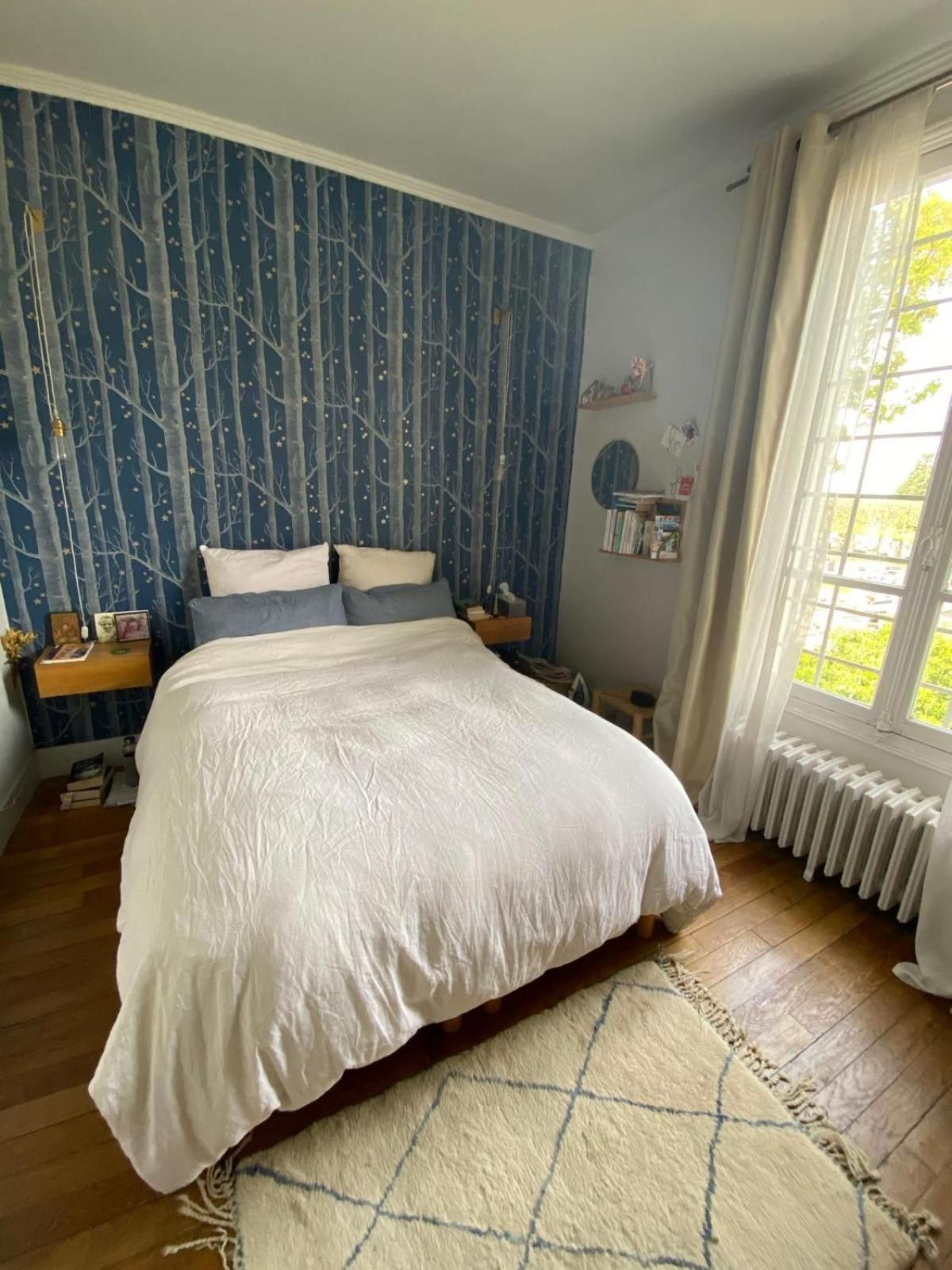 Deluxe Room (2 Adults + 1 Child)