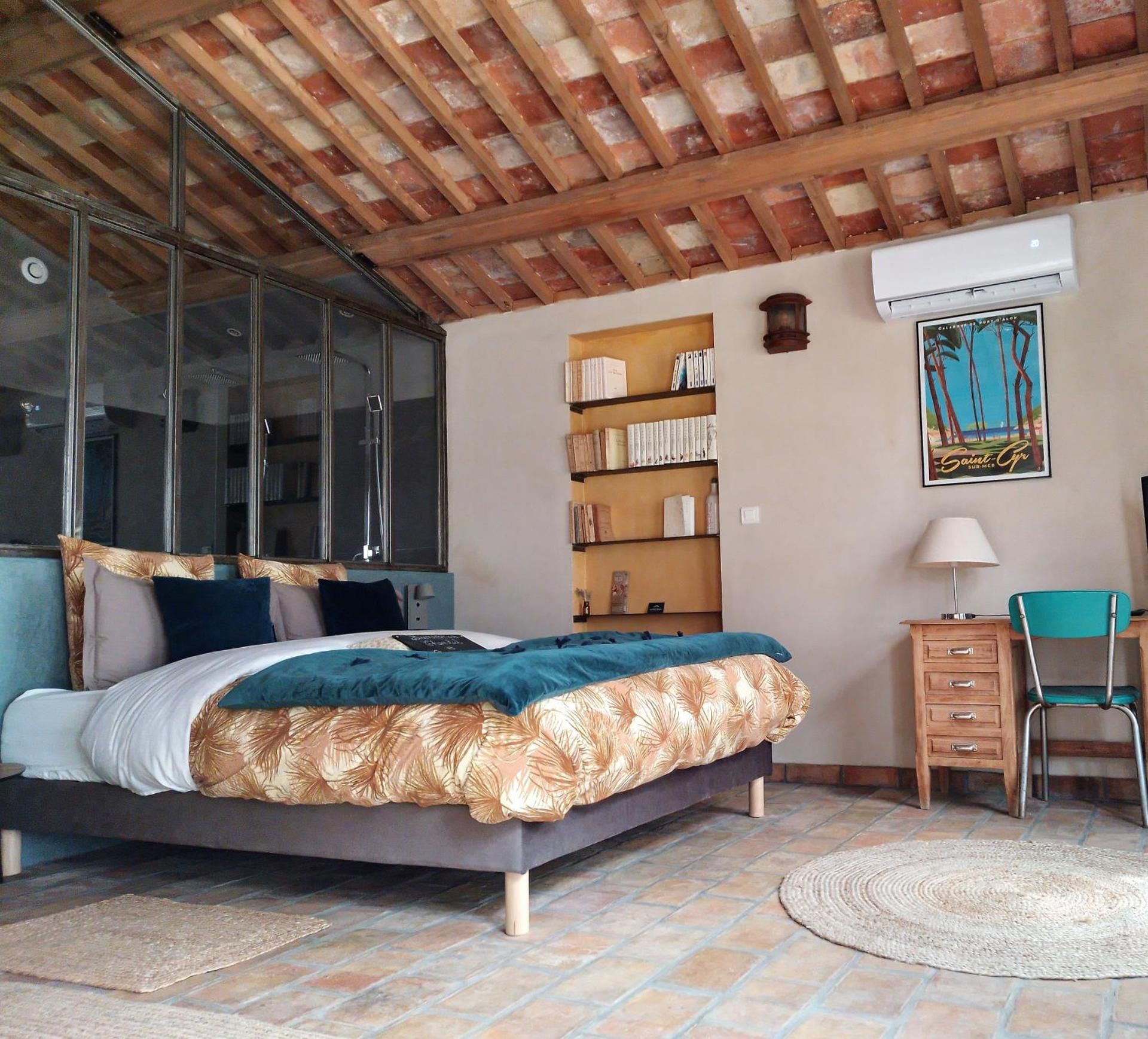Double Room with Spa Bath