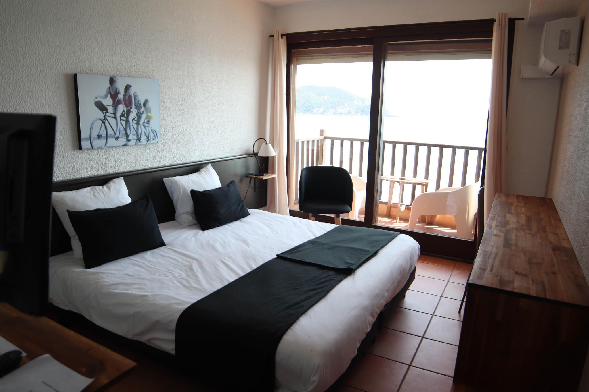 Double room-Superior-Ensuite with Bath-Sea View-avec Balcon
