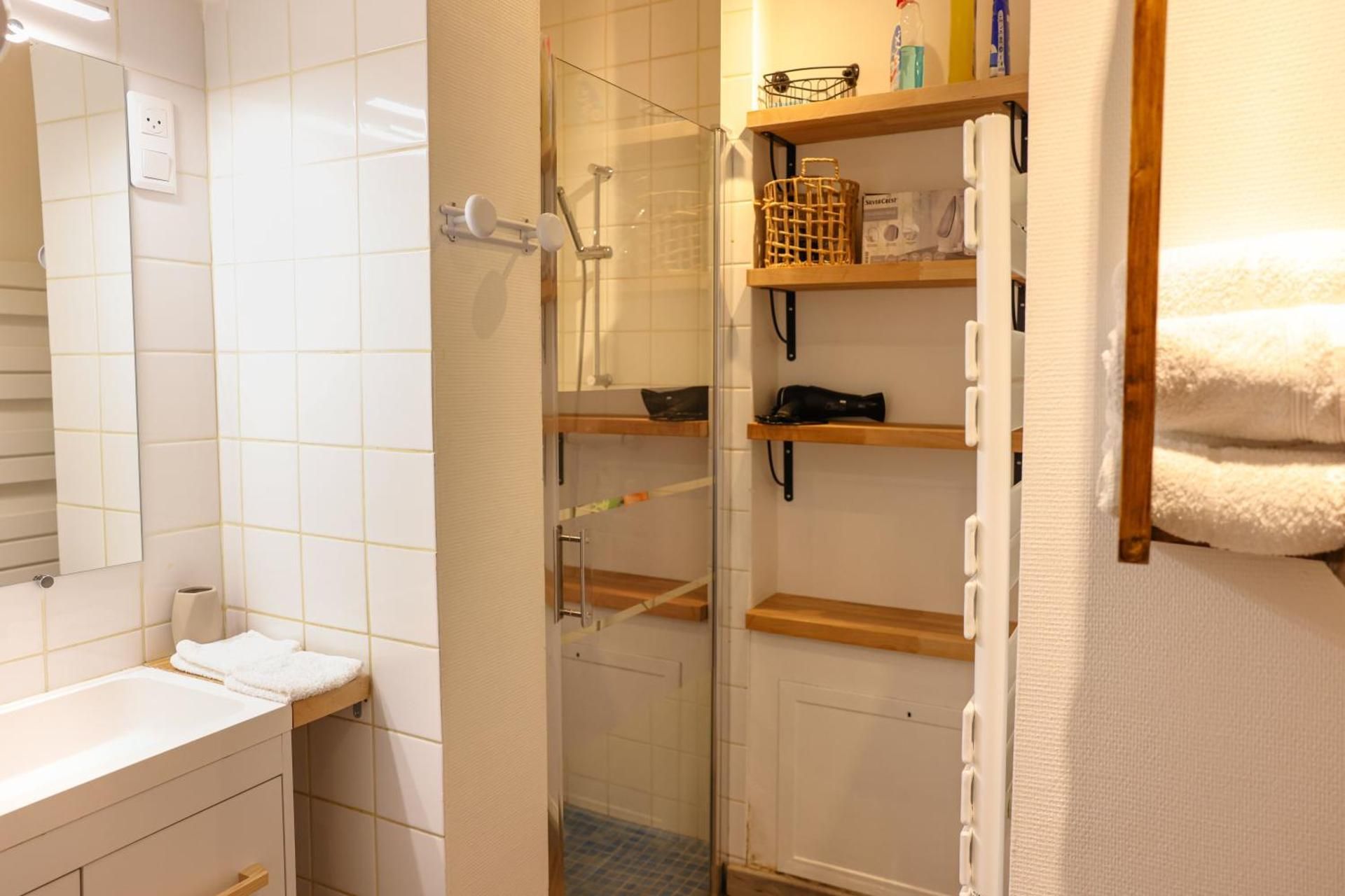Two-Bedroom Deluxe Apartment