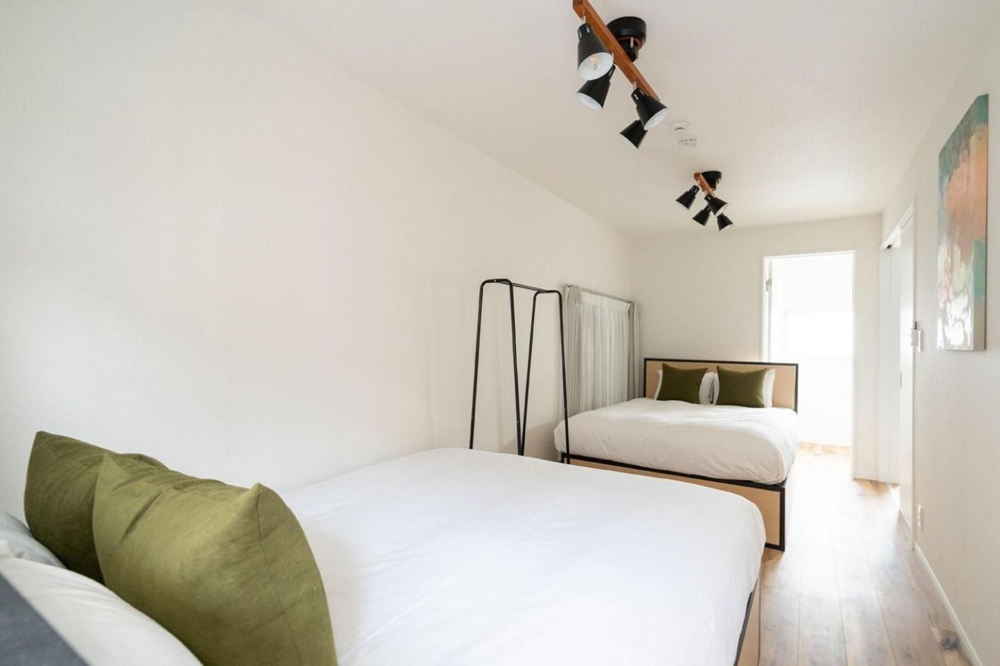 One-Bedroom Apartment with Balcony
