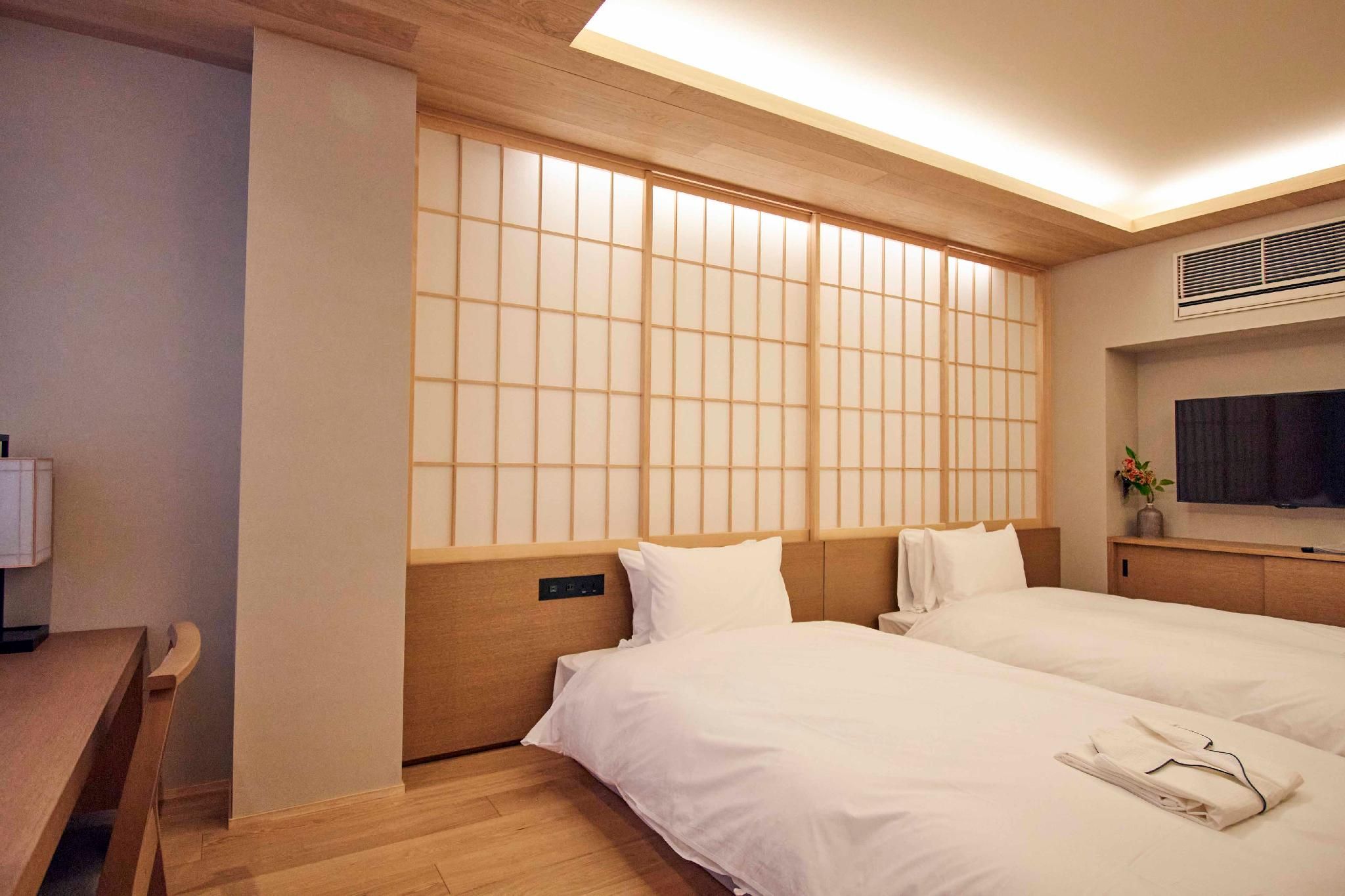 Comfort Triple Room with Shower
