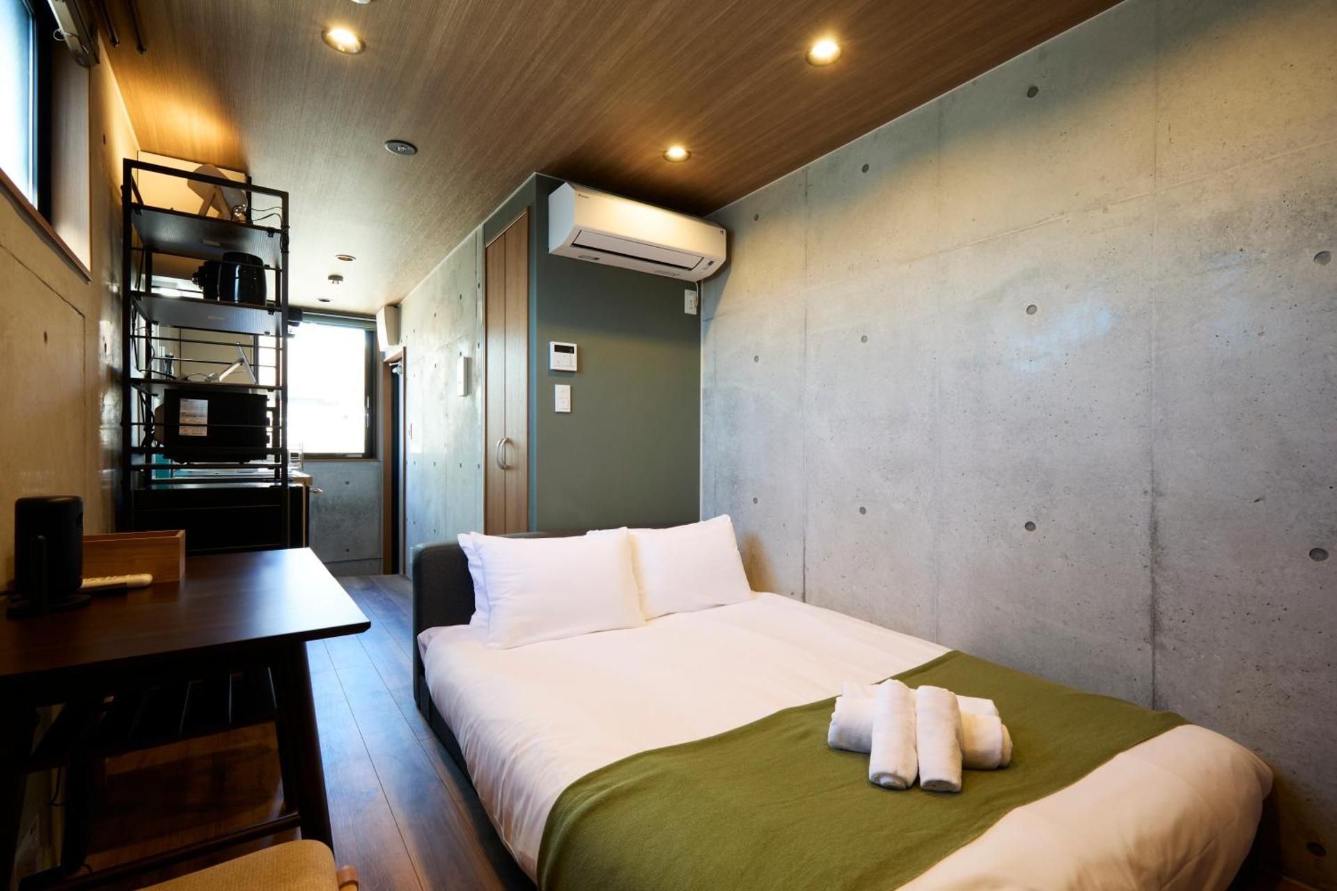 One-Bedroom Standard Apartment