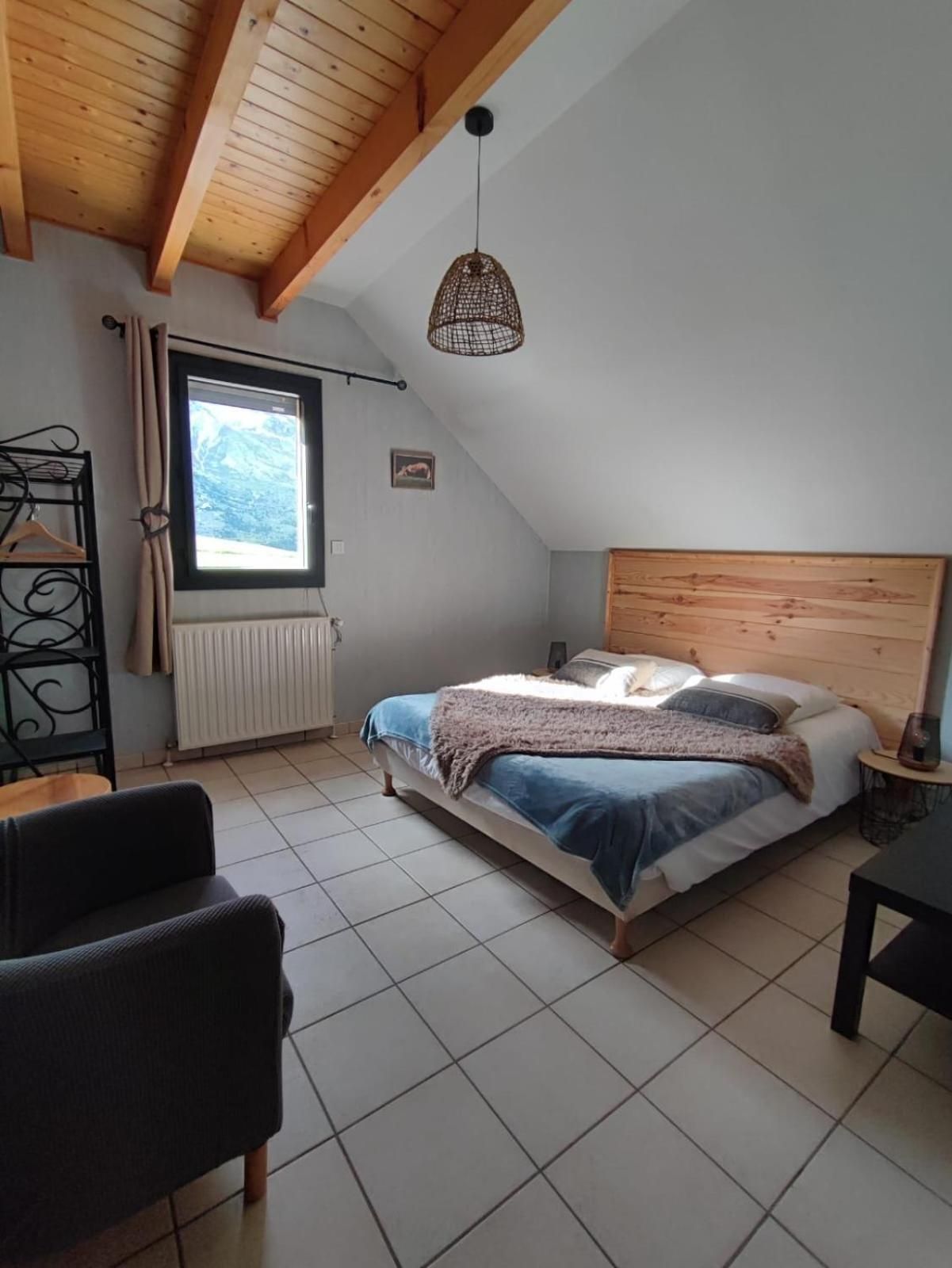 Double Room with Mountain View