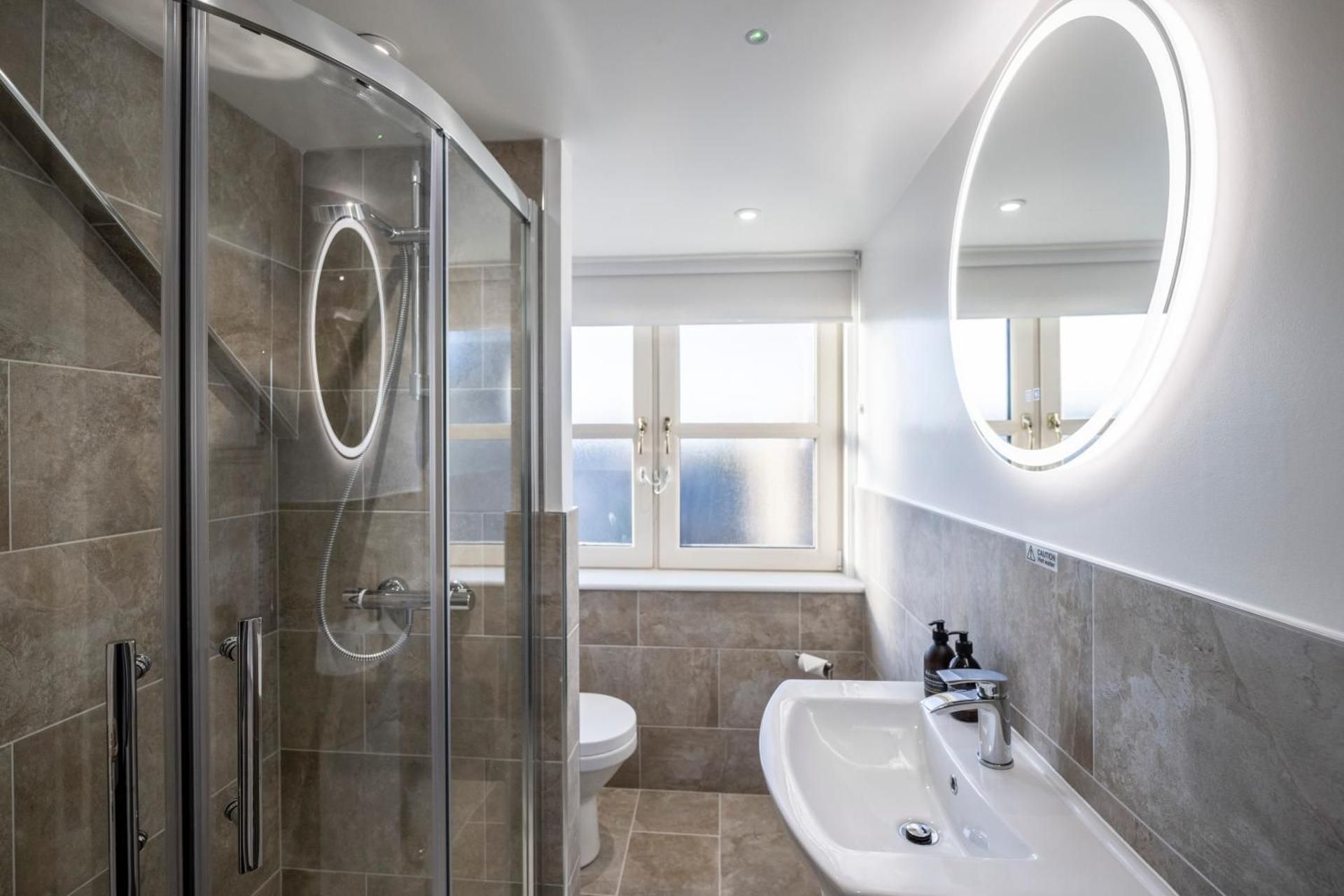 Udny Arms Hotel Superior King Room 2