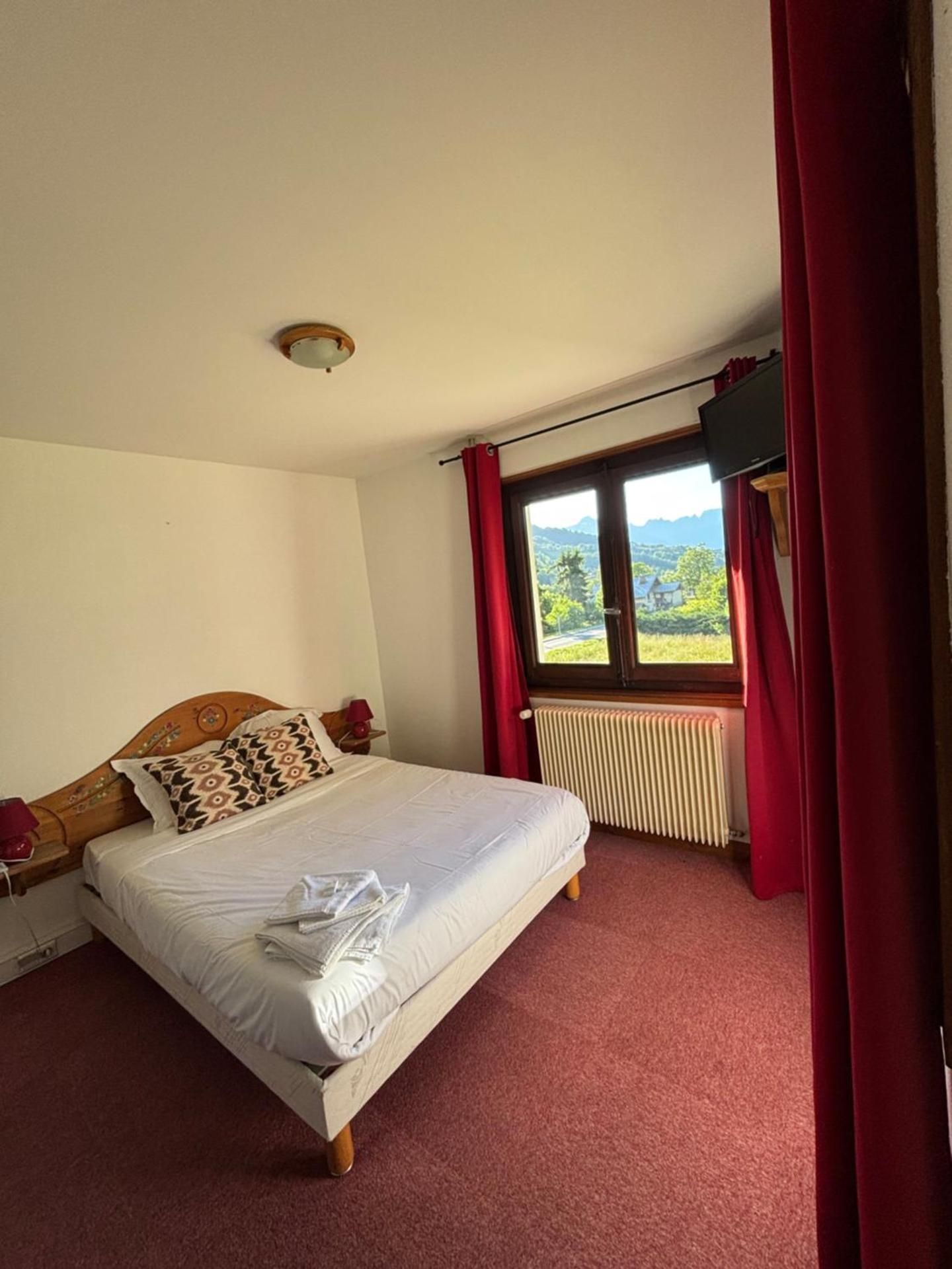 Double Room with Mountain View