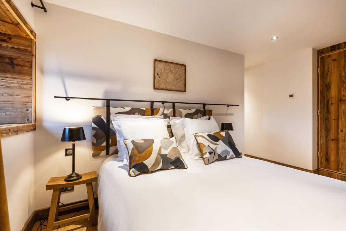 Deluxe Double Double Room