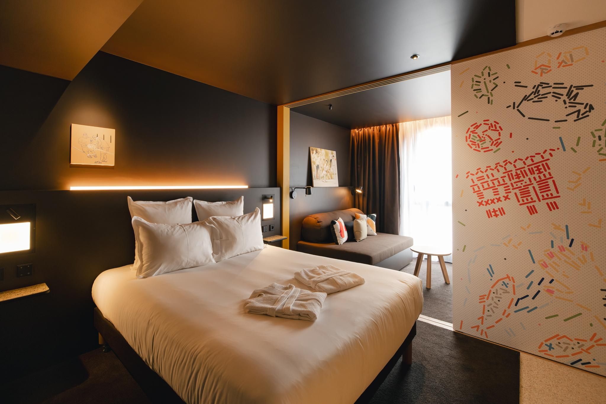 Suite - 4 Adults, City view