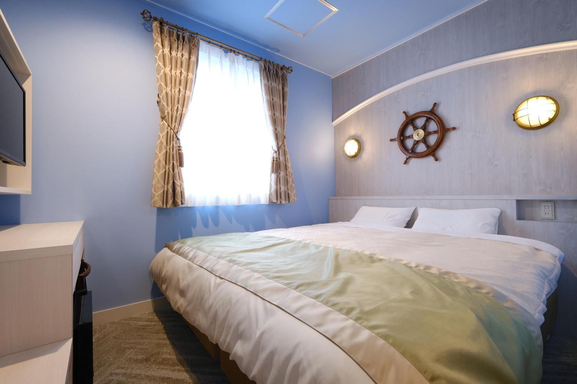 Standard Queen Room (Reseration needed for Parking)