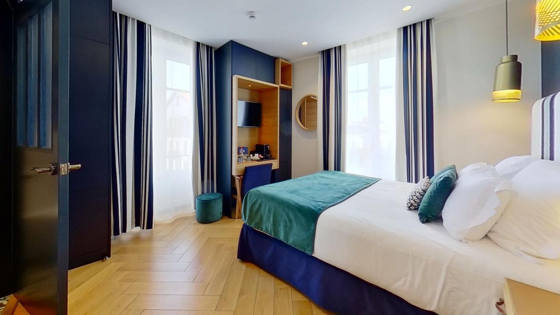 Superior Room, 1 double bed, with balcony