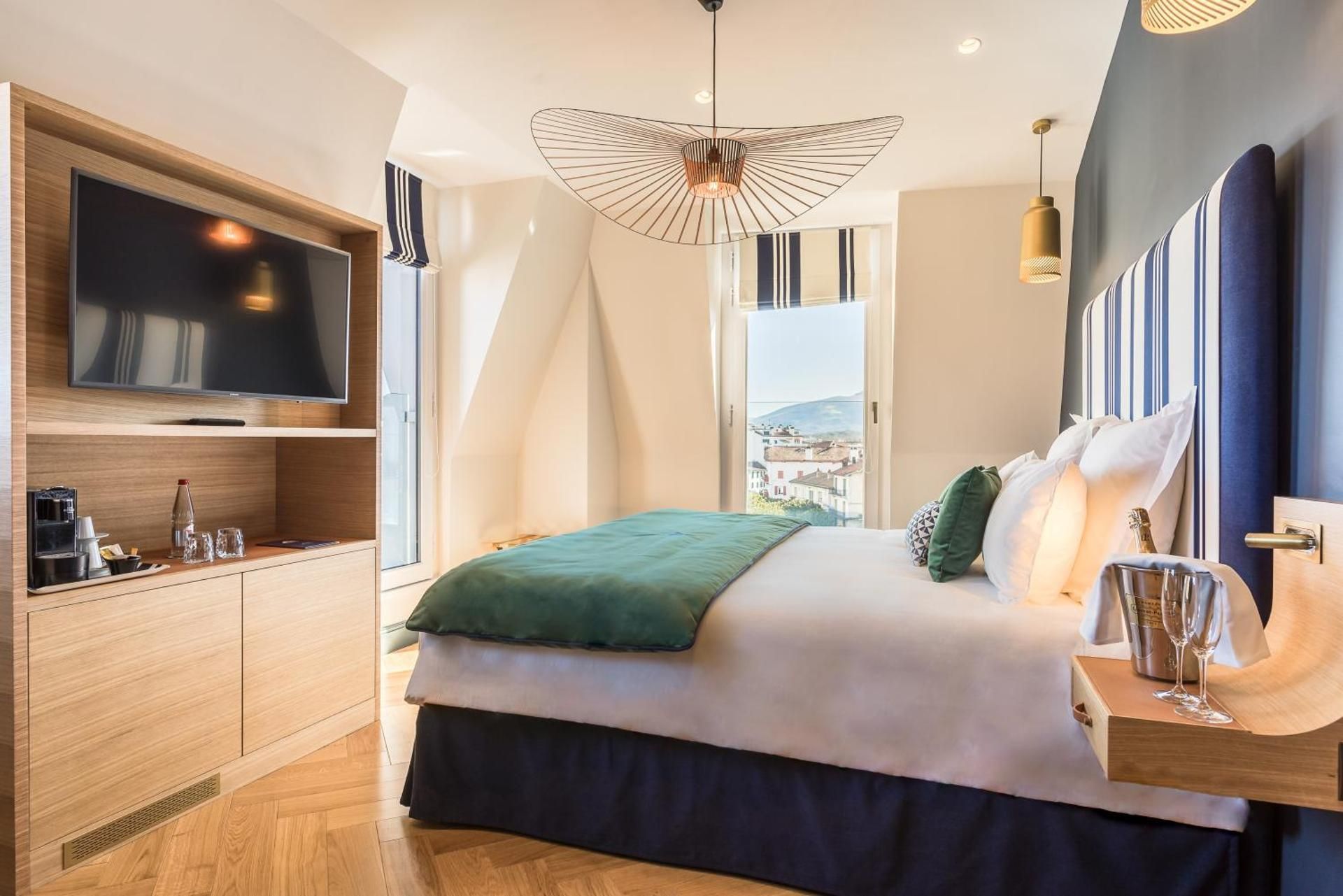 Deluxe King Room - Upper Floor