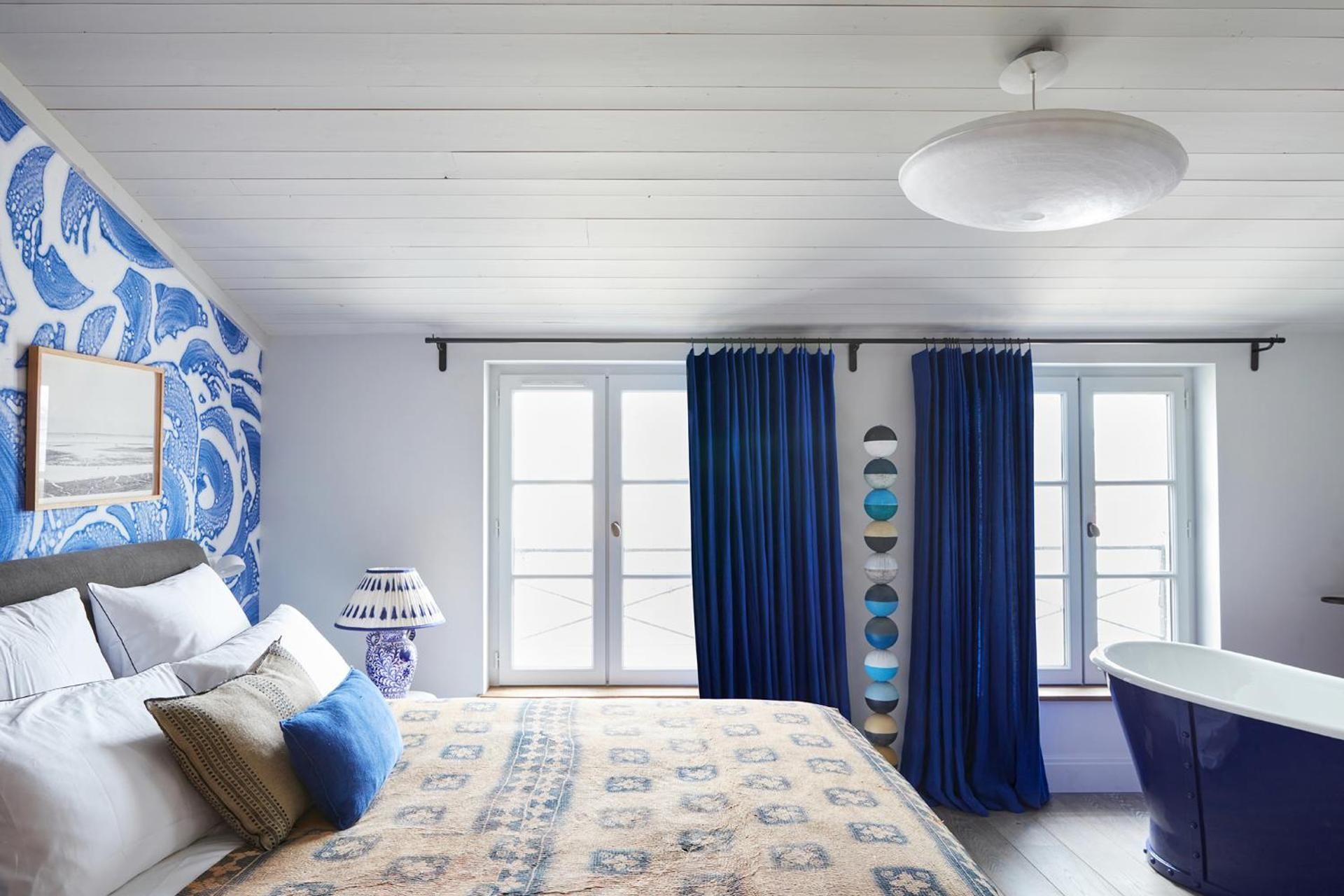 Queen Room with Garden View