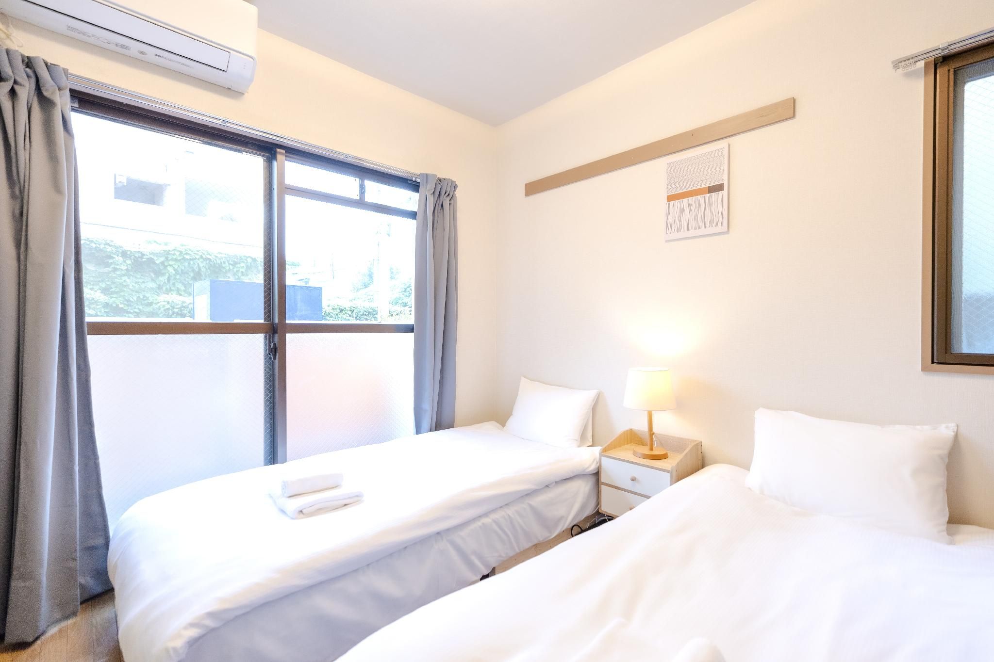 Guest Room - Twin Beds
