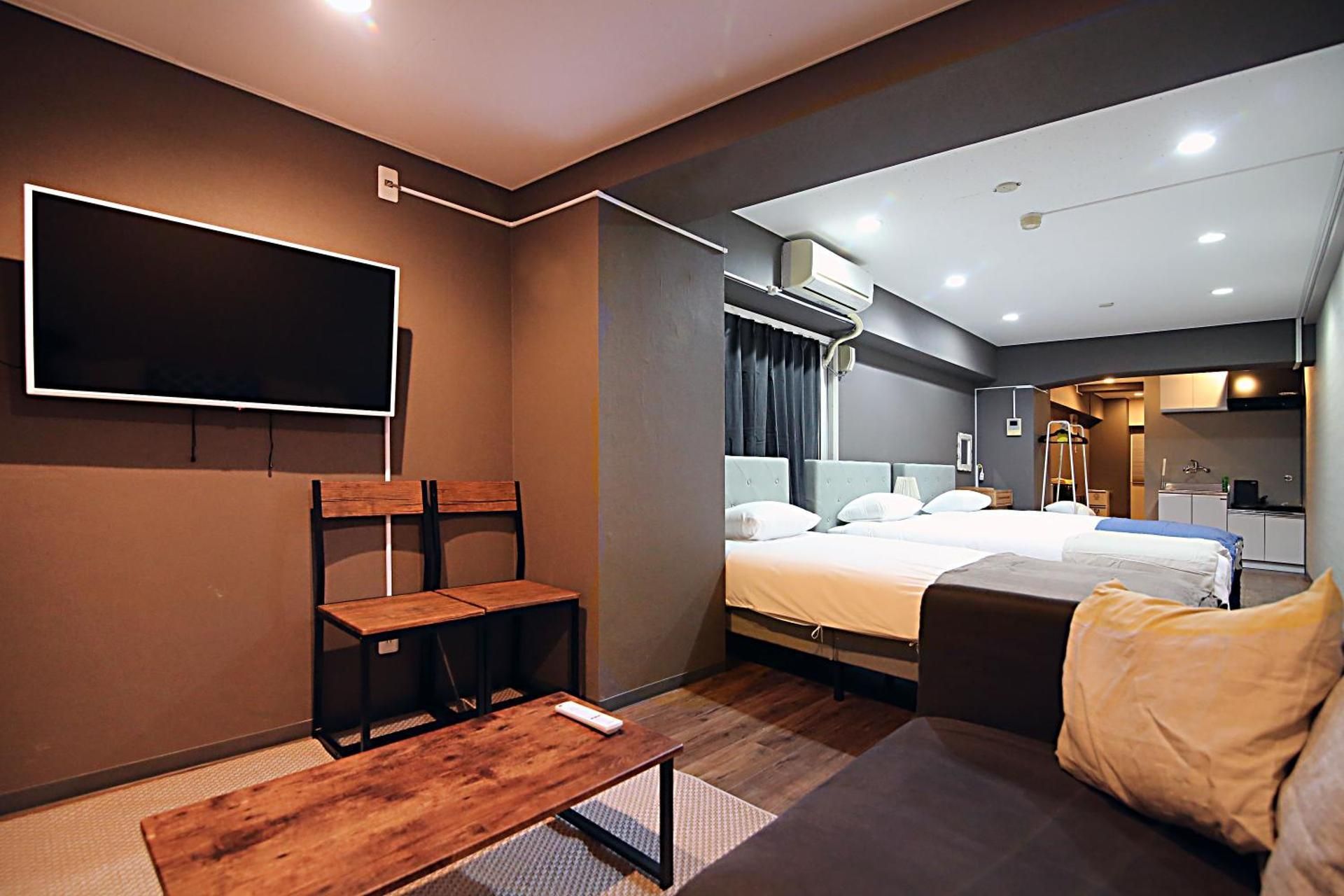 Deluxe Family Suite