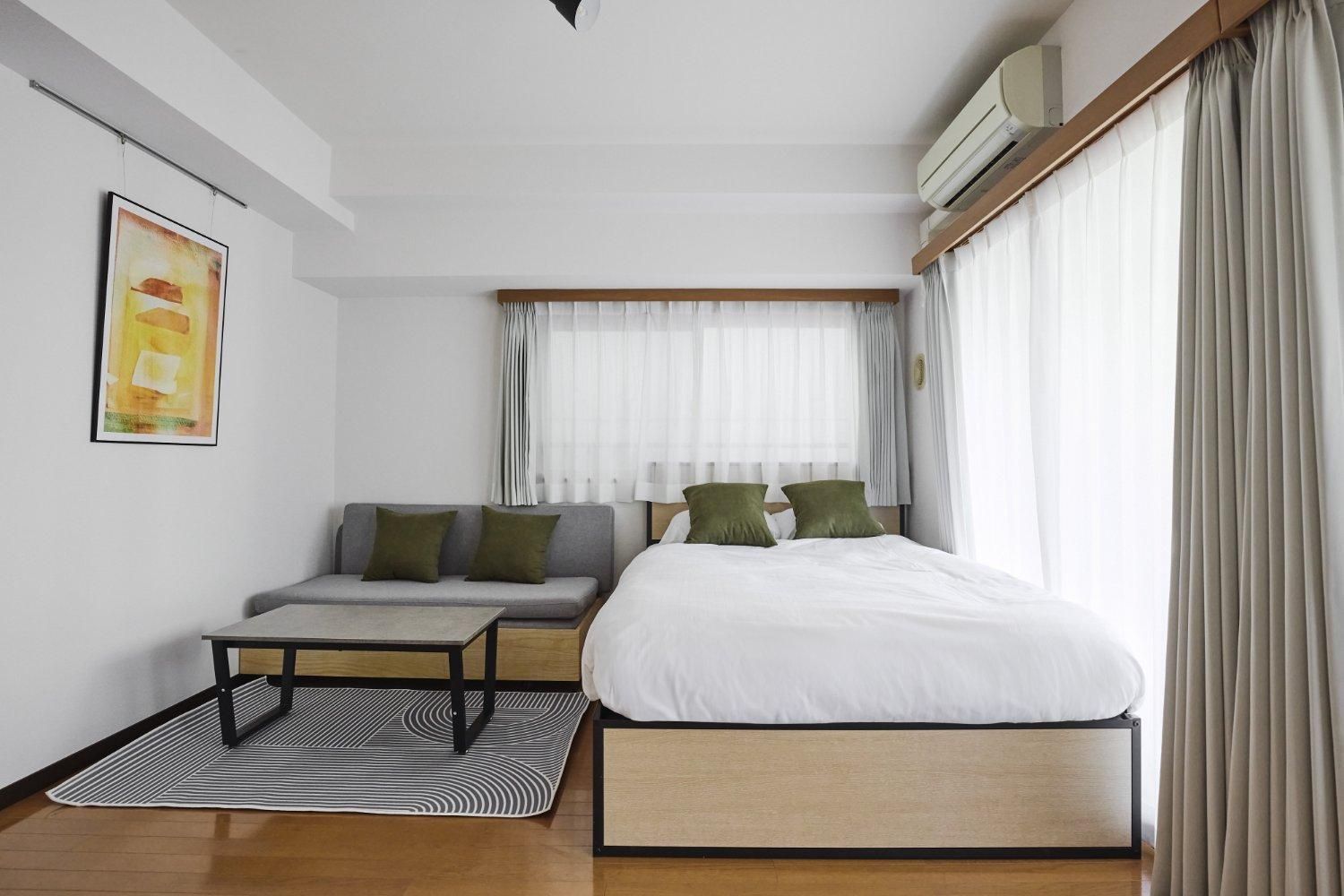One-Bedroom Apartment with Balcony
