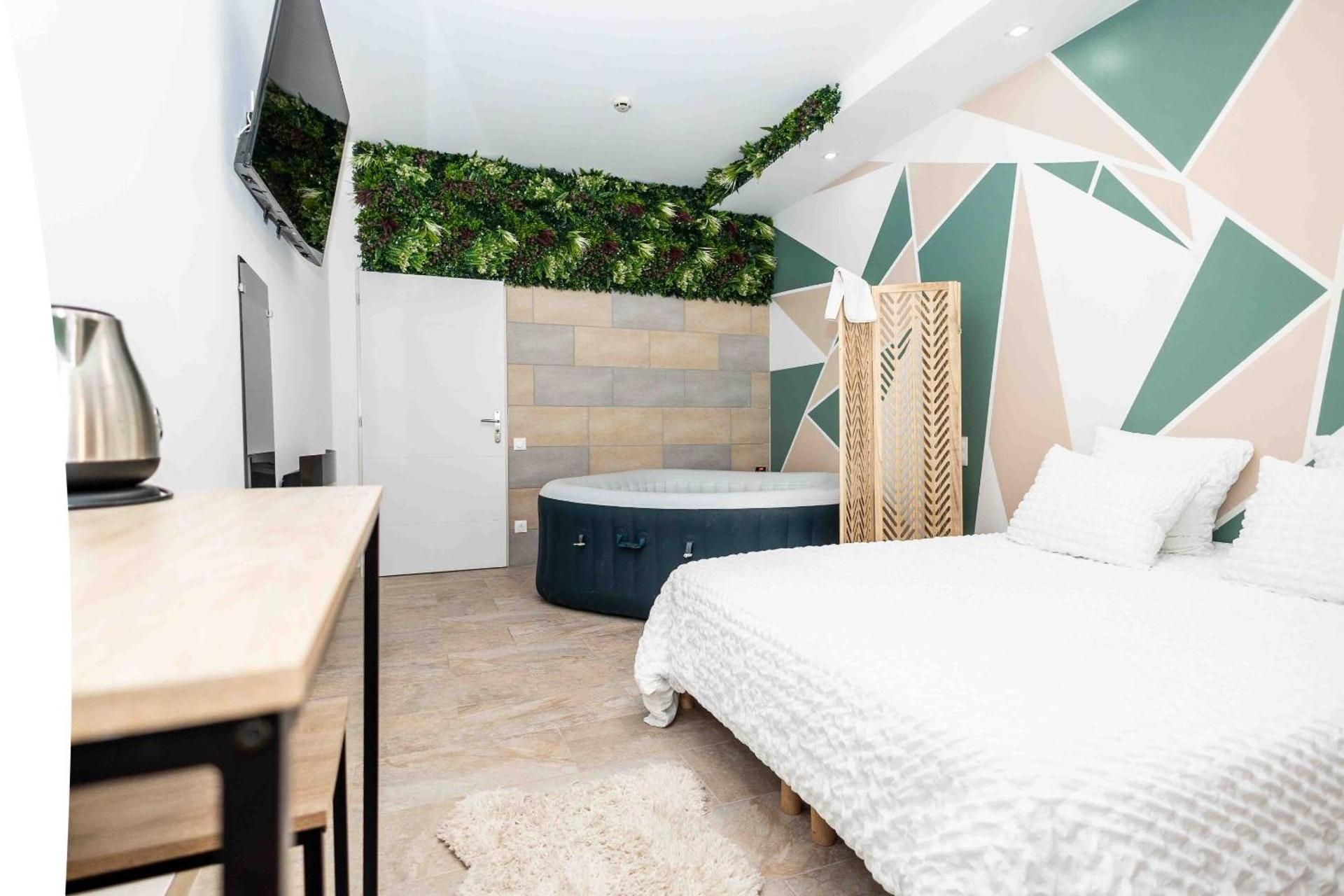 Double Room with Spa Bath