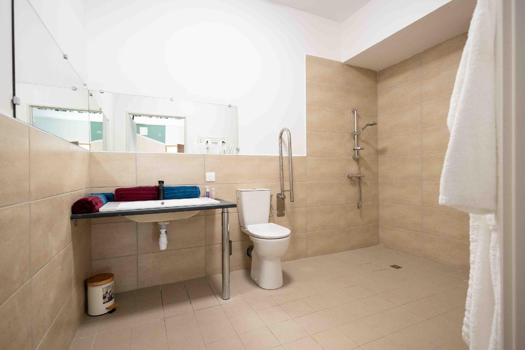 Chambre 5 -Double-Premium-Salle de bain