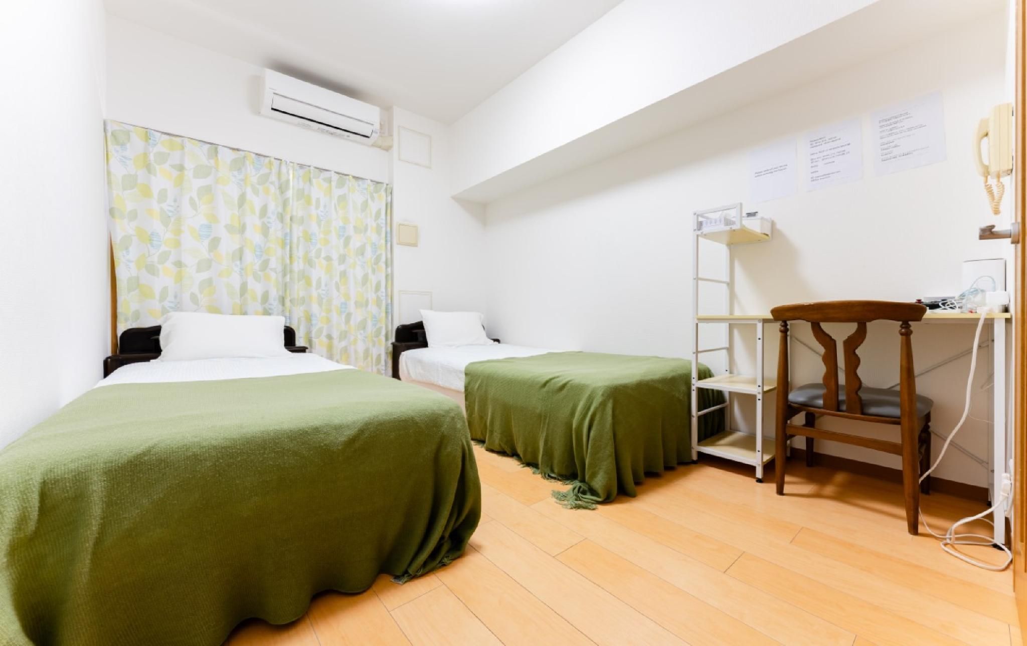 Guest room