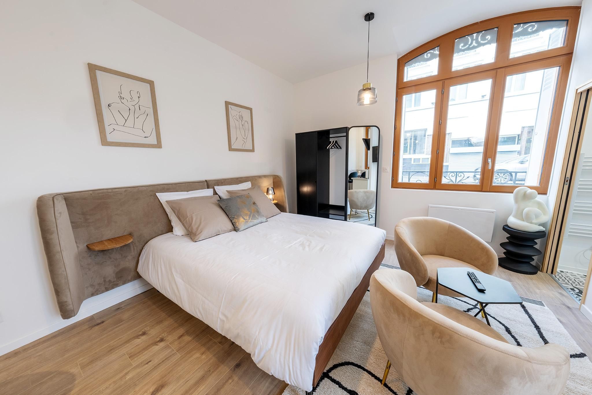 Appartement-Queen-Douche-Pas de vue