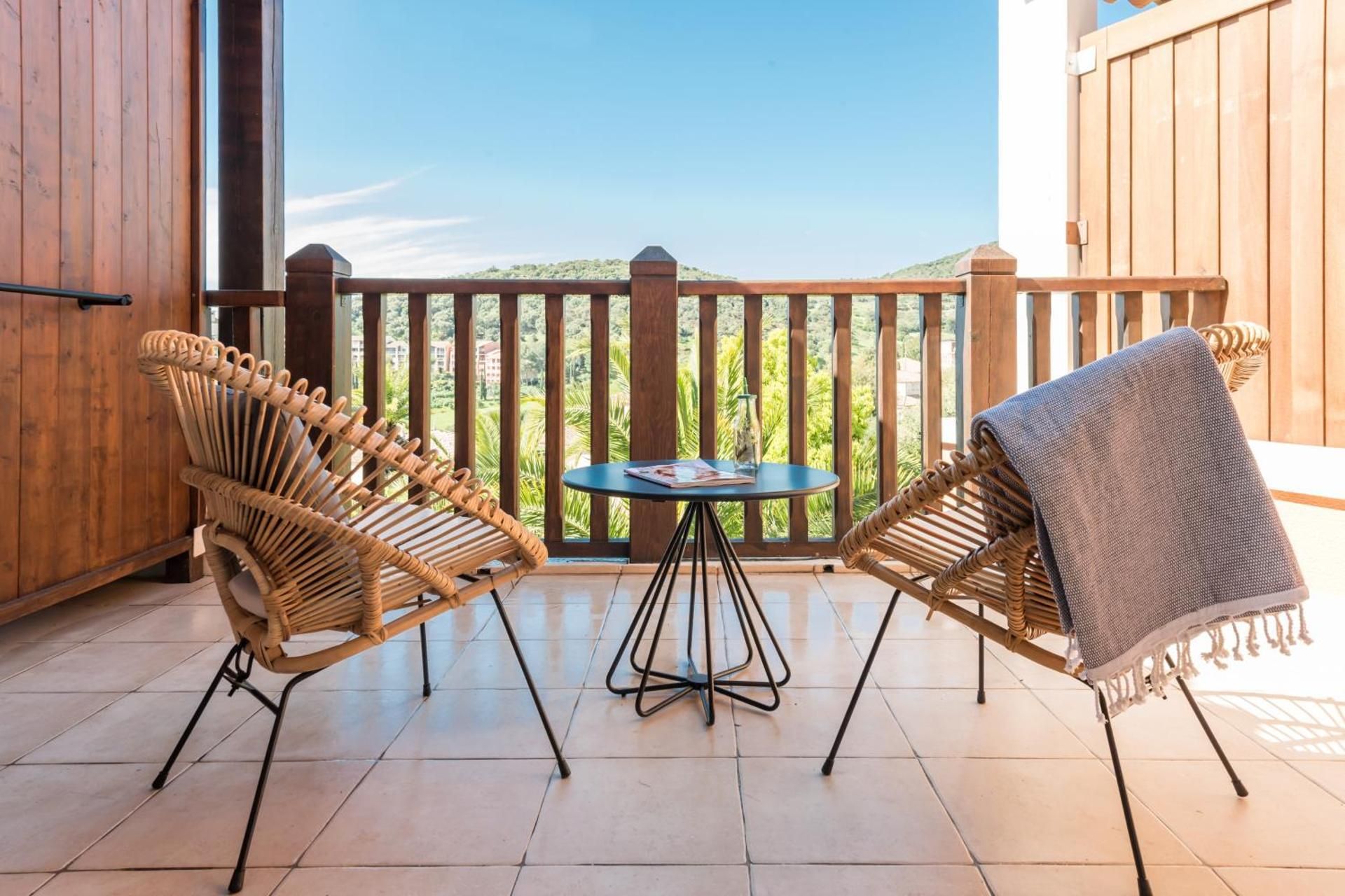 Quadruple Room with Sleeping Alcove and Terrace or Balcony