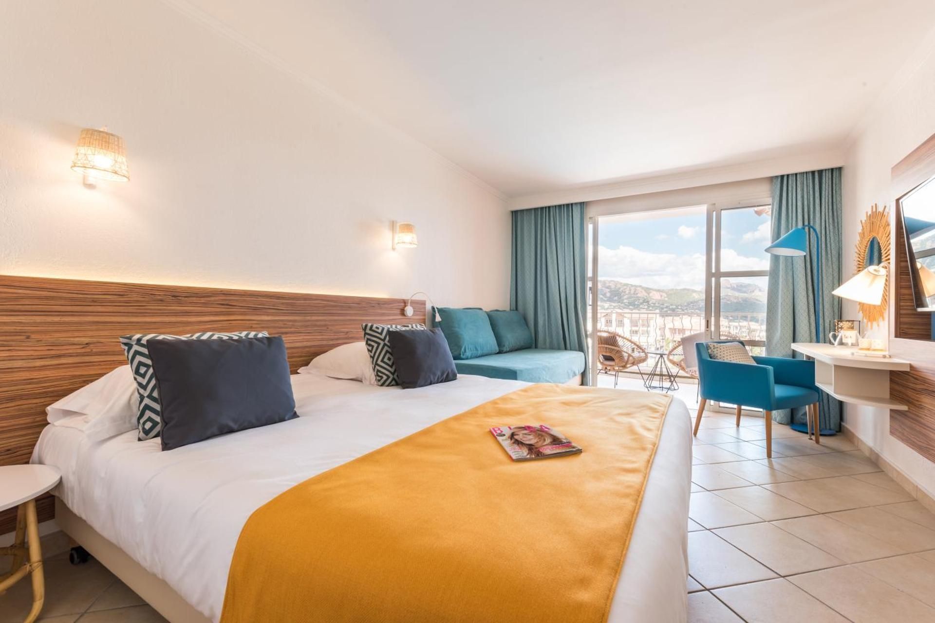 Triple Room with Terrace or Balcony