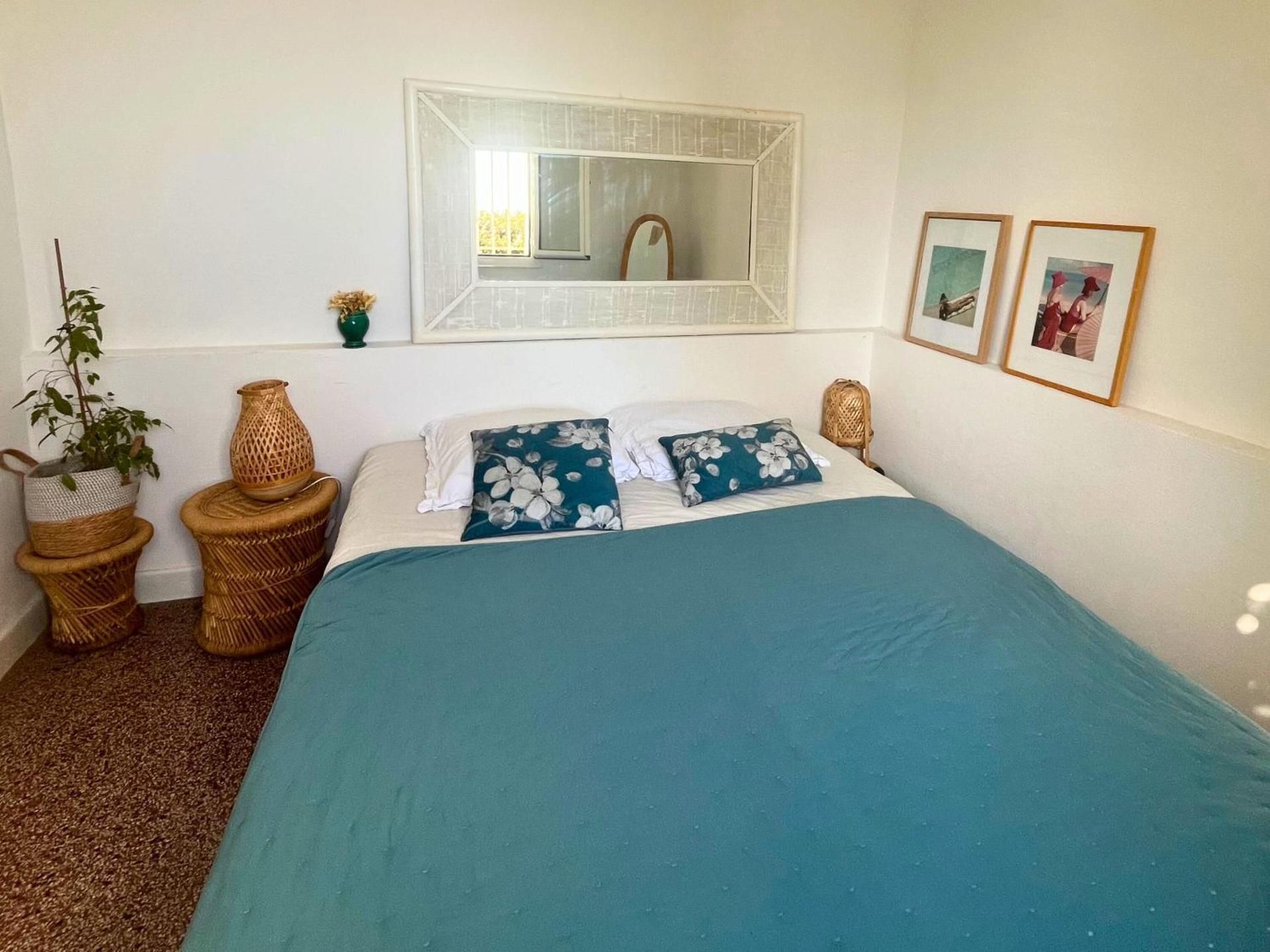 Two-Bedroom Apartment with Terrace and Sea View