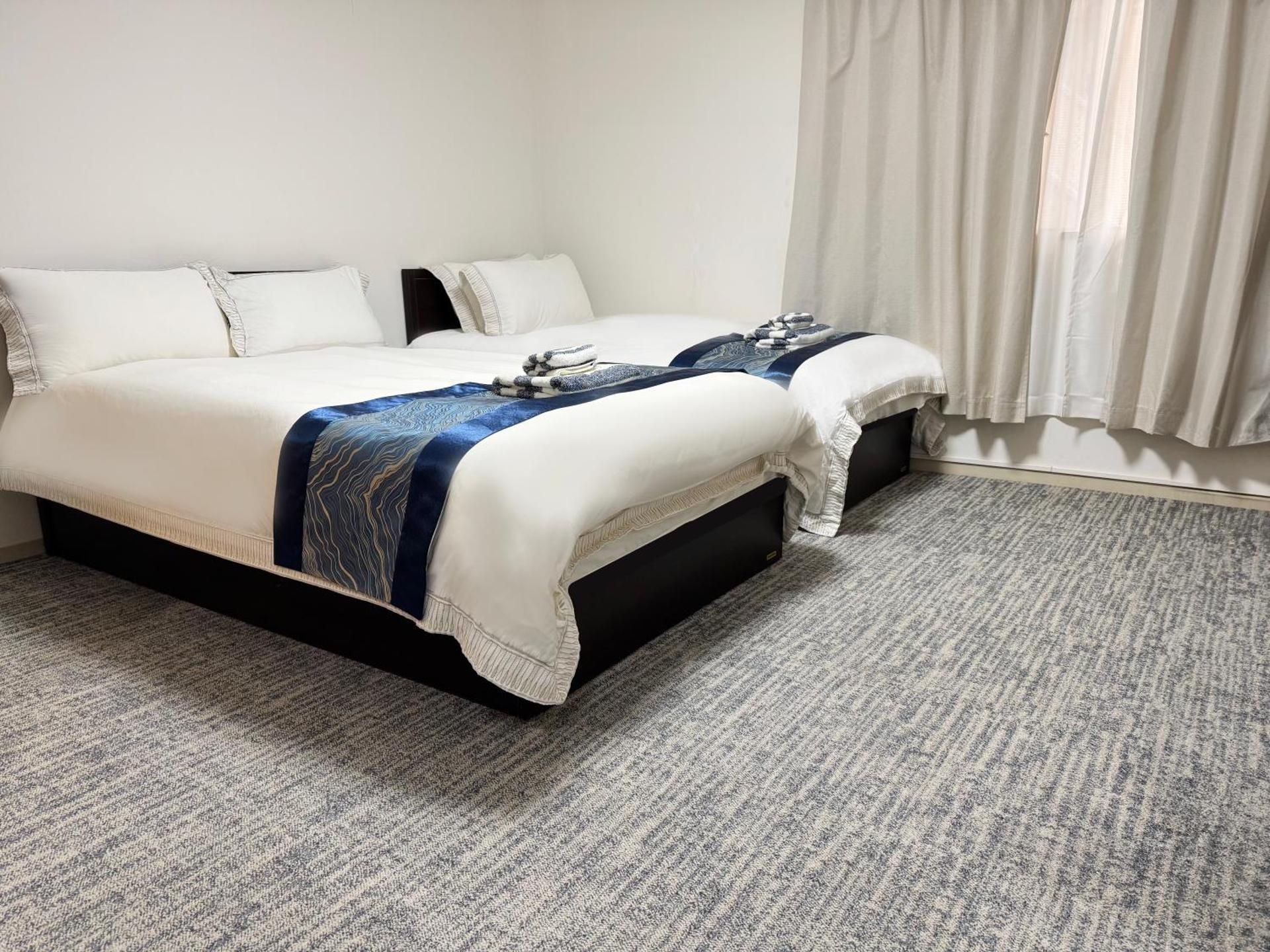 Economy Twin Room