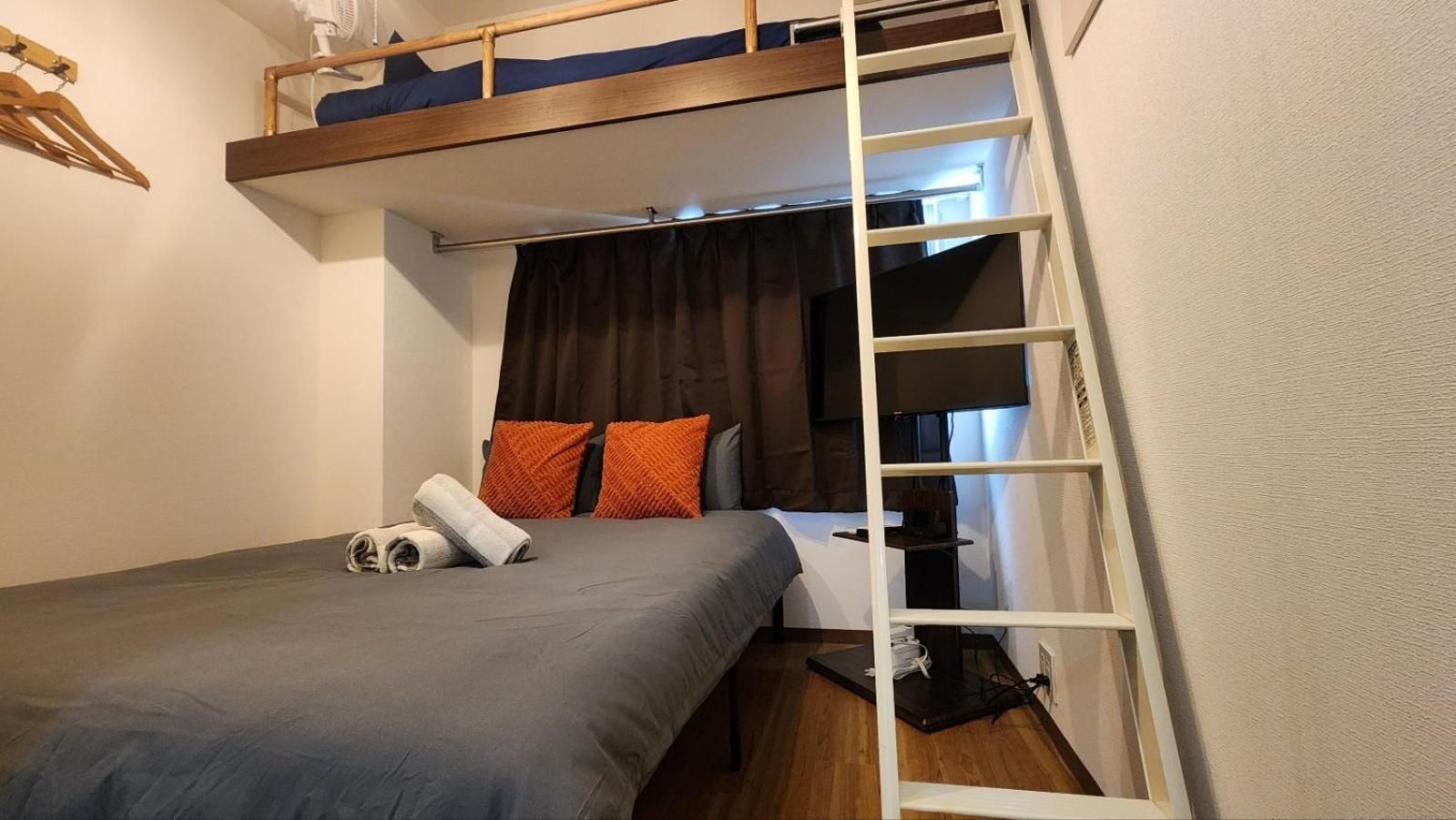Basic Triple Room