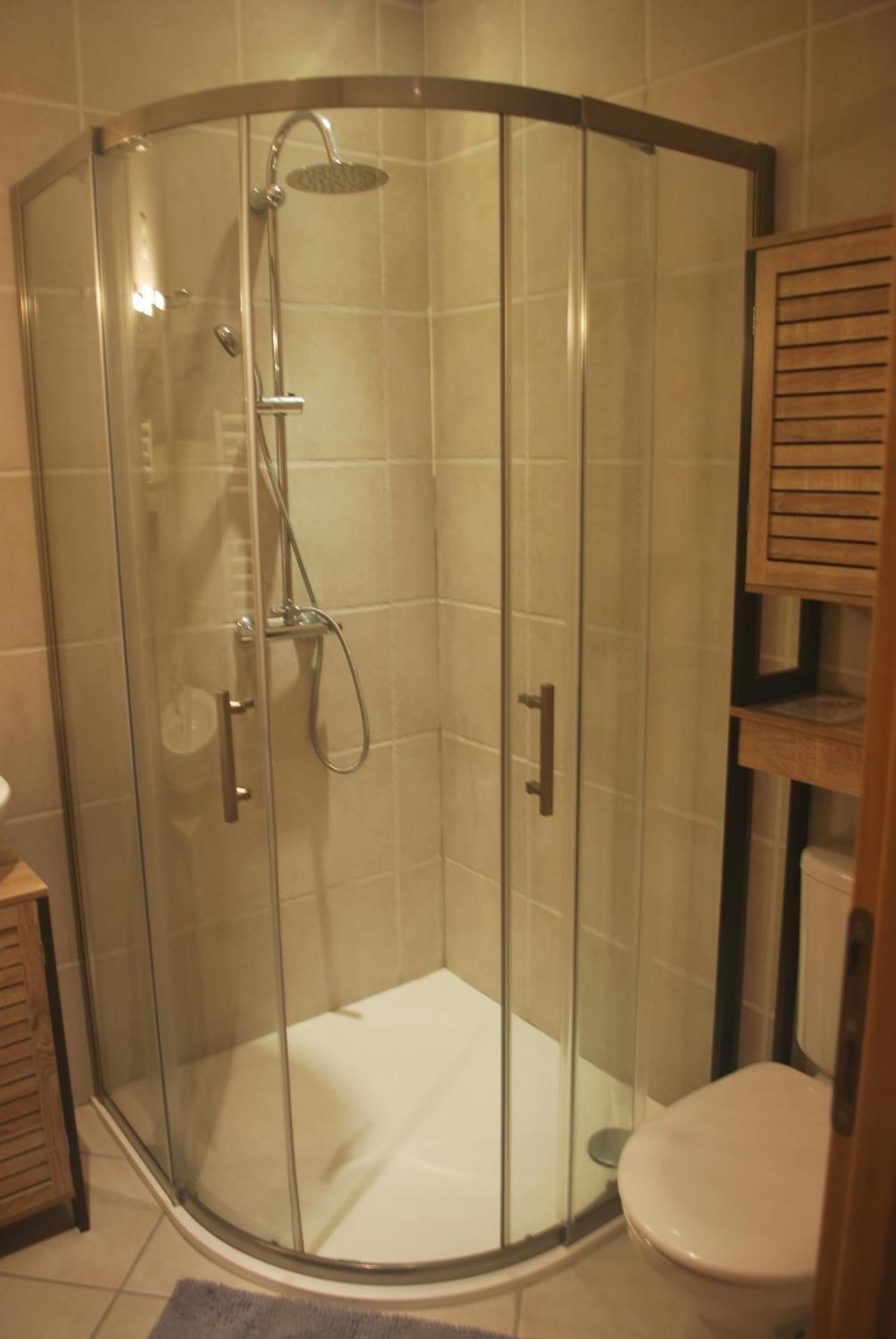 Double or Twin Room with Private Bathroom