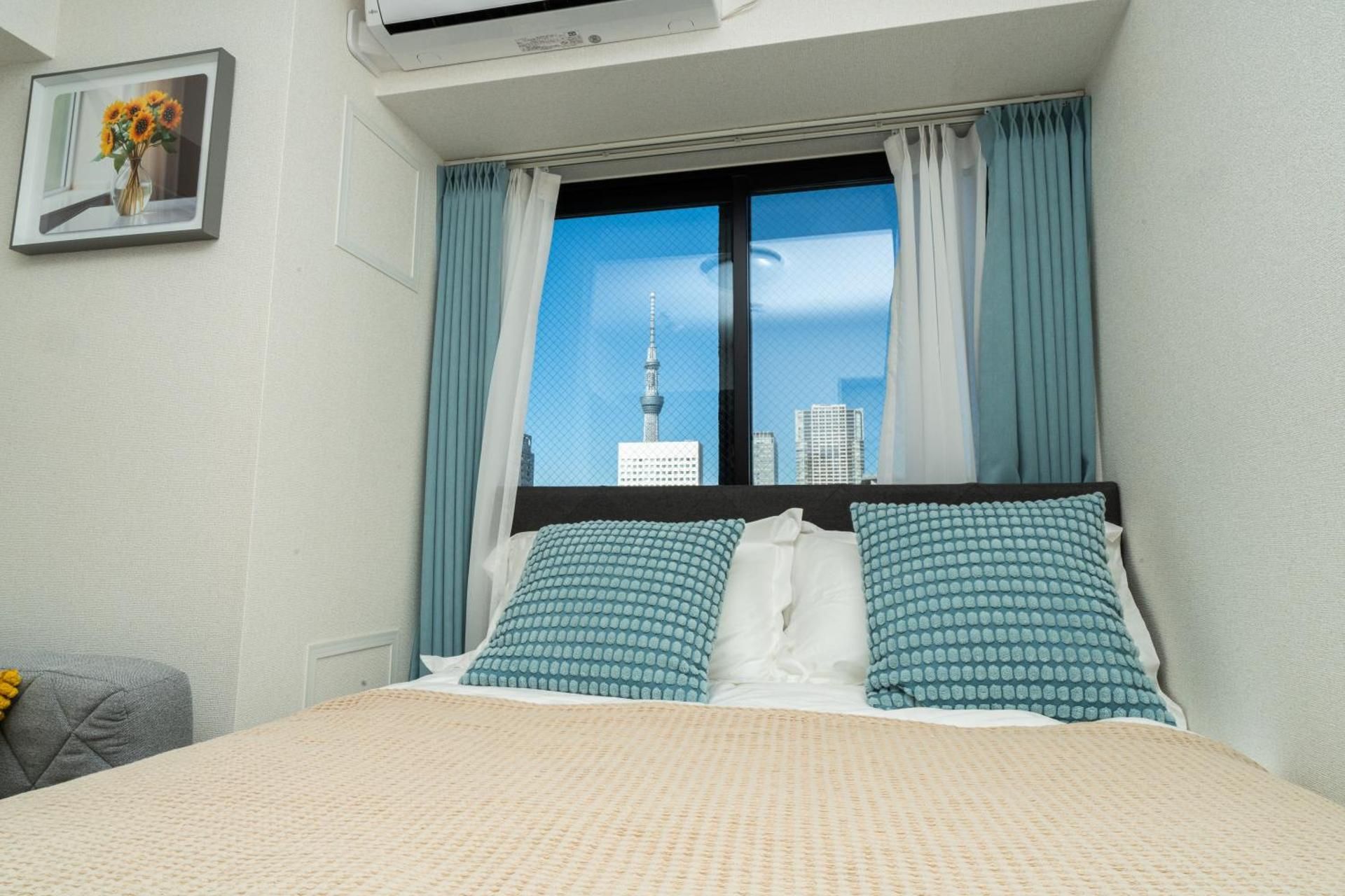 One-Bedroom Apartment - Non-Smoking