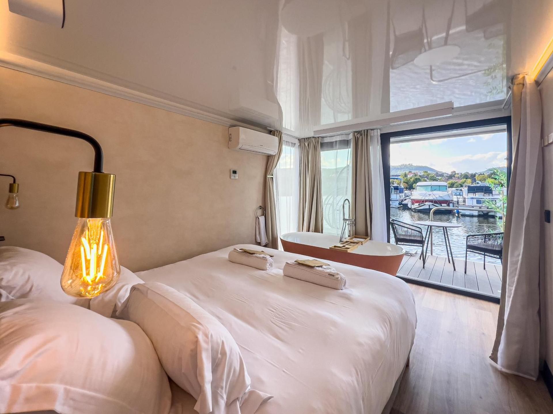 Suite with Spa Bath, without Sauna