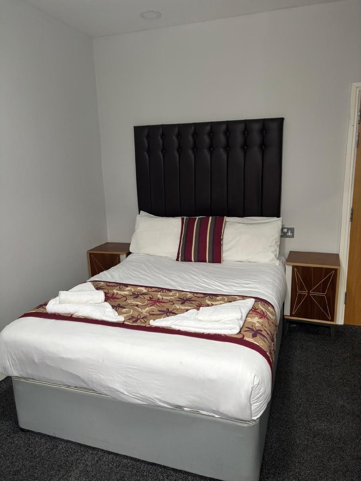 White Hart Hotel King Room