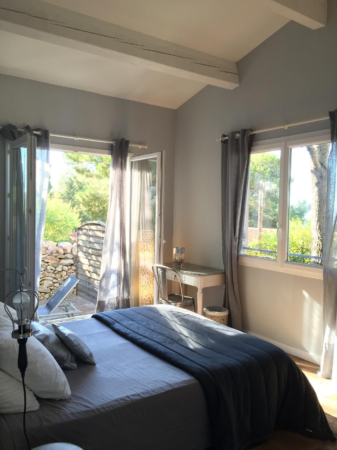 La Singulière Bassin de Thau-Double-Vue sur Jardin-Salle de bain 3