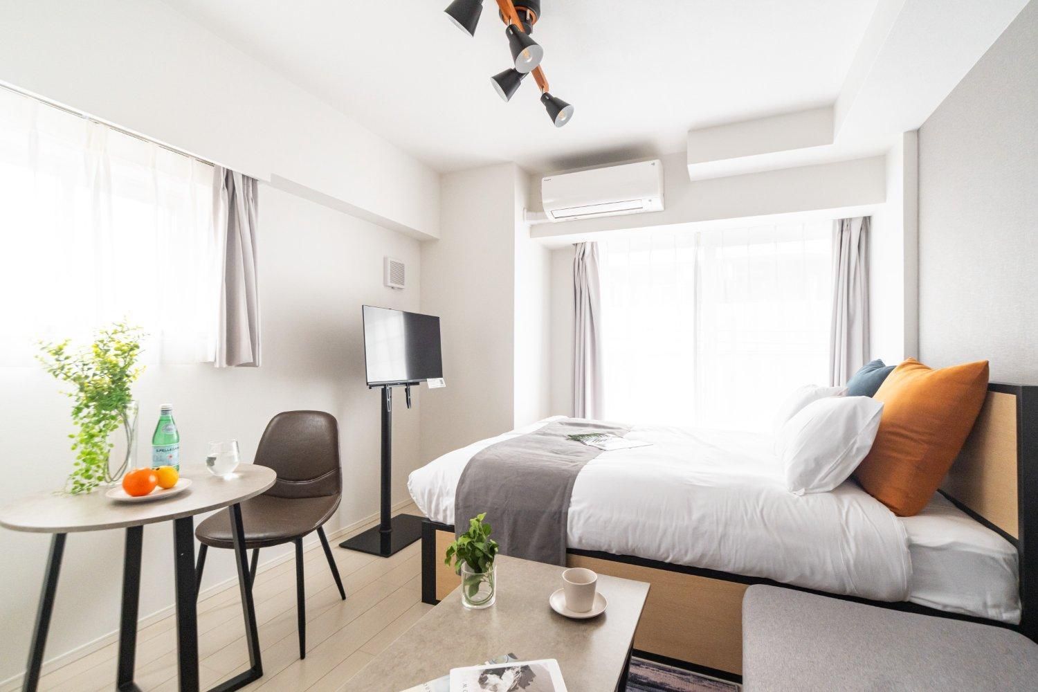 One-Bedroom Apartment with Balcony