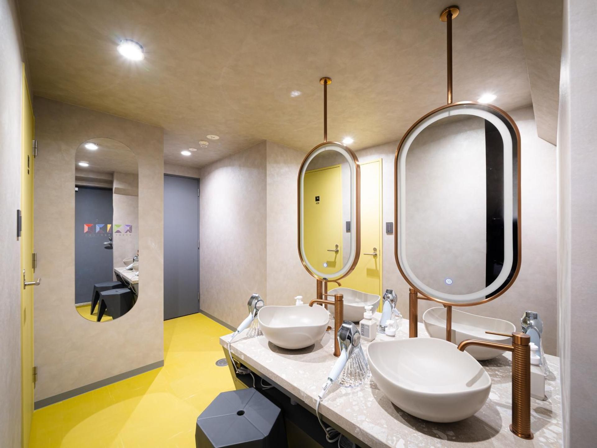 Double Room Monochrome with Shared Bathroom