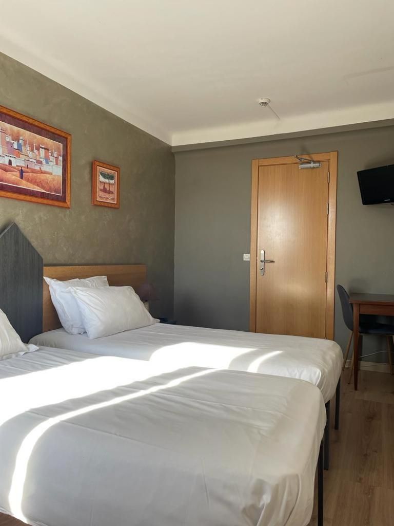 Hotel Regina Superior Twin Room