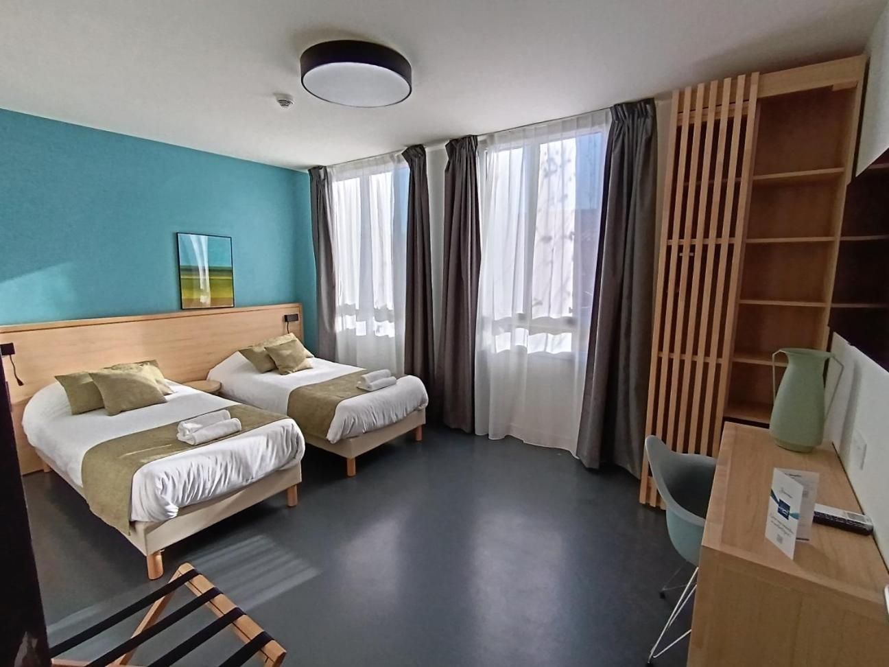Twin Room with Private Bathroom