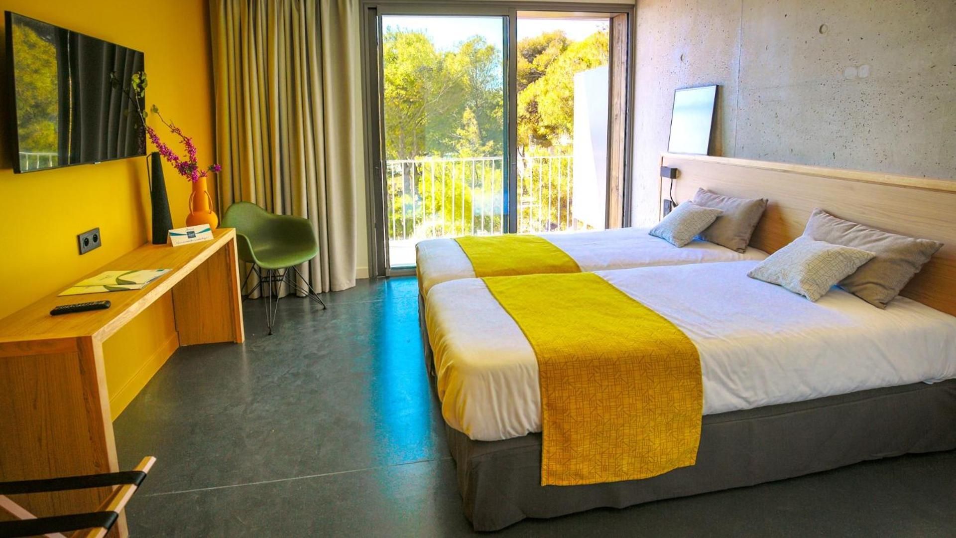 Twin Room with Garden View