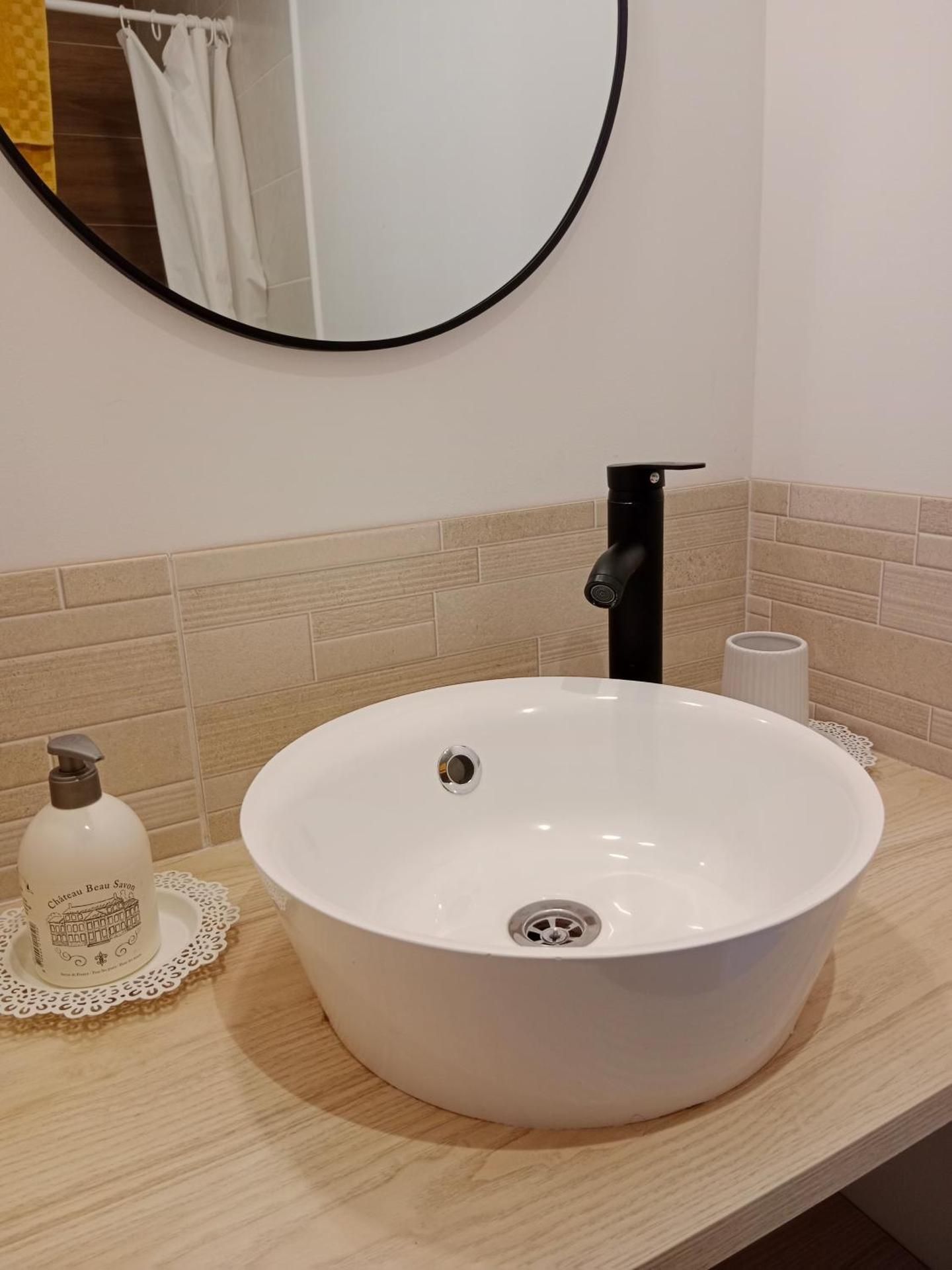 King Room with Spa Bath