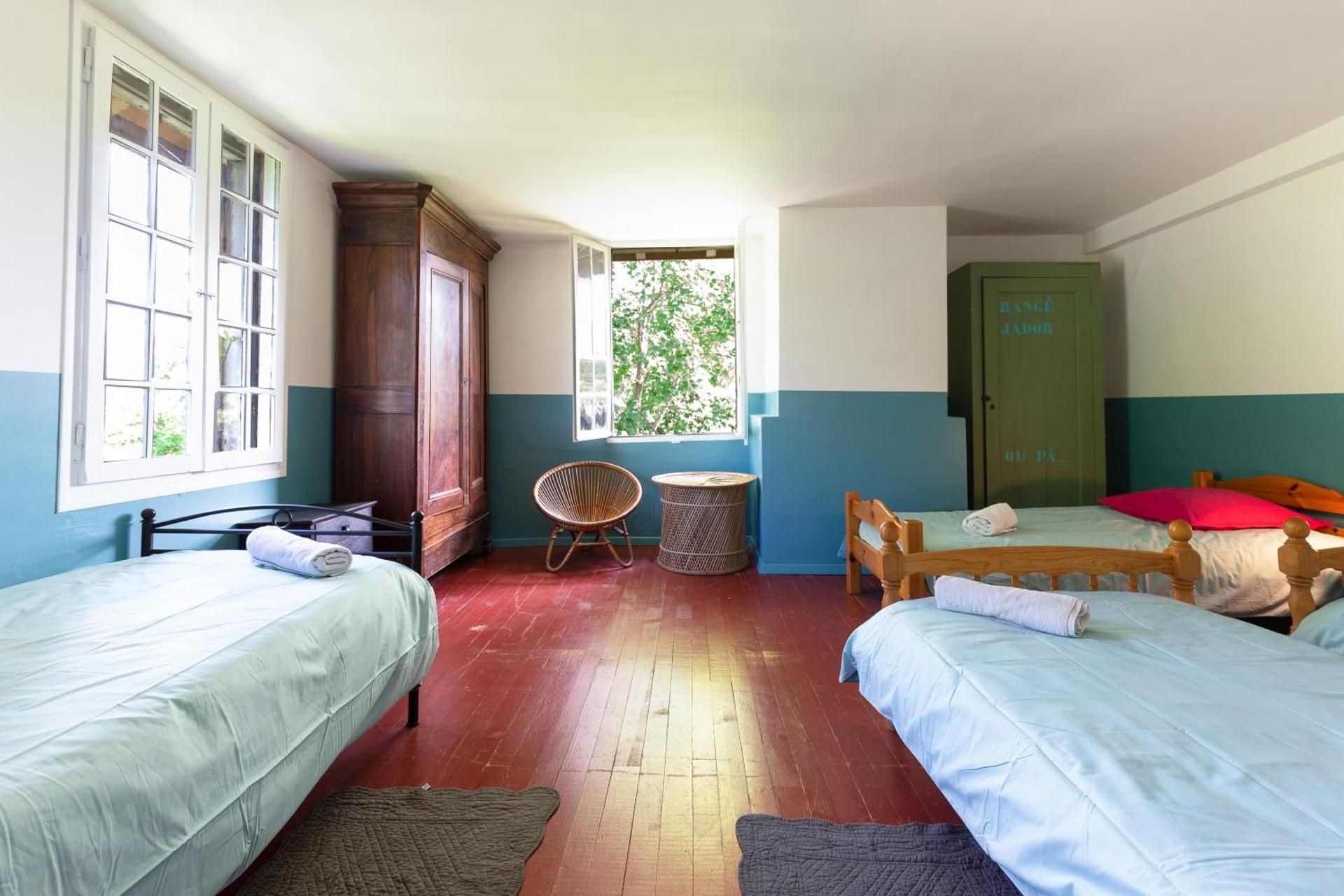 Bed in 4-Bed Dormitory Room